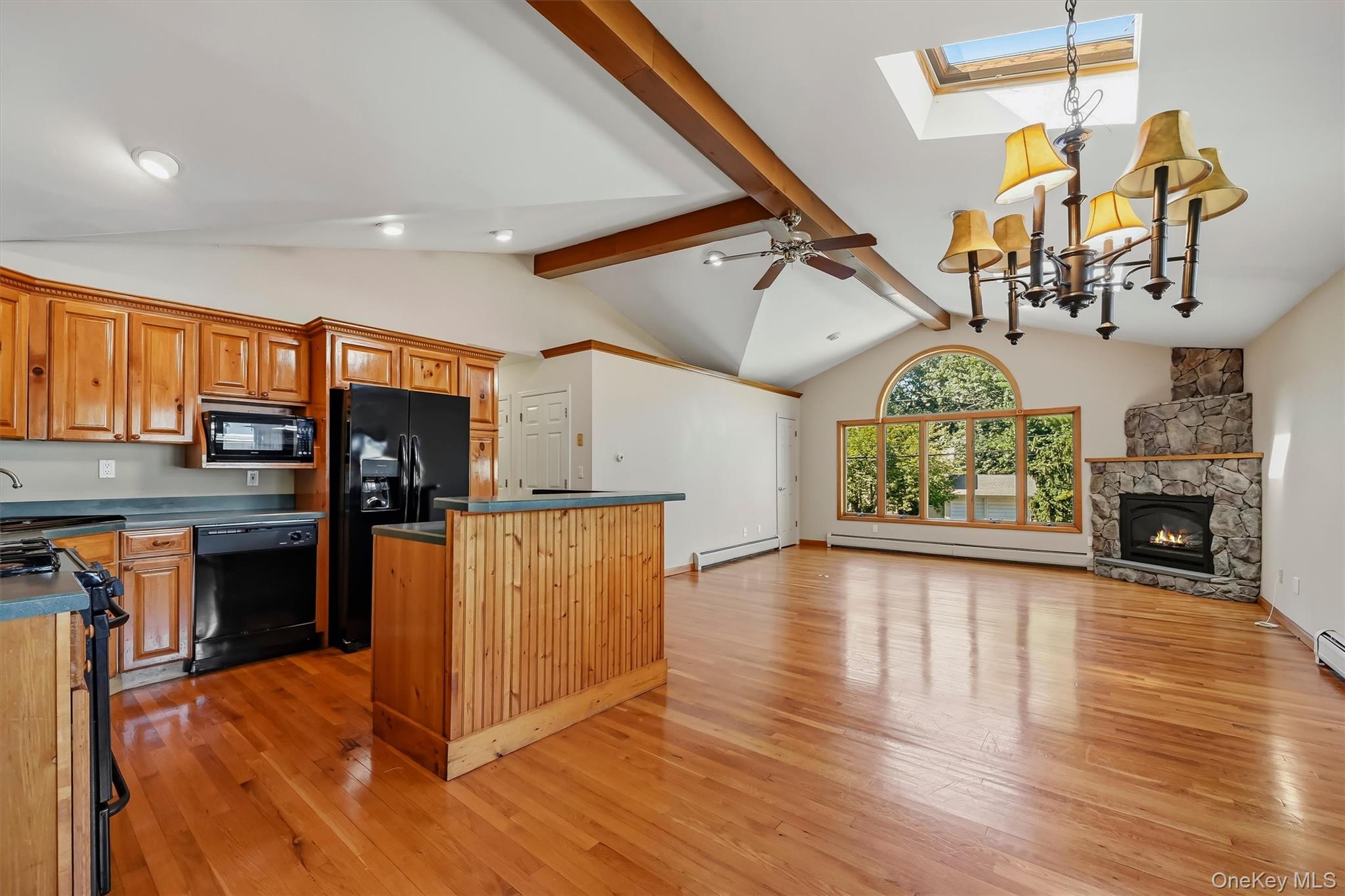 143 Pineview Avenue Property Photo 8