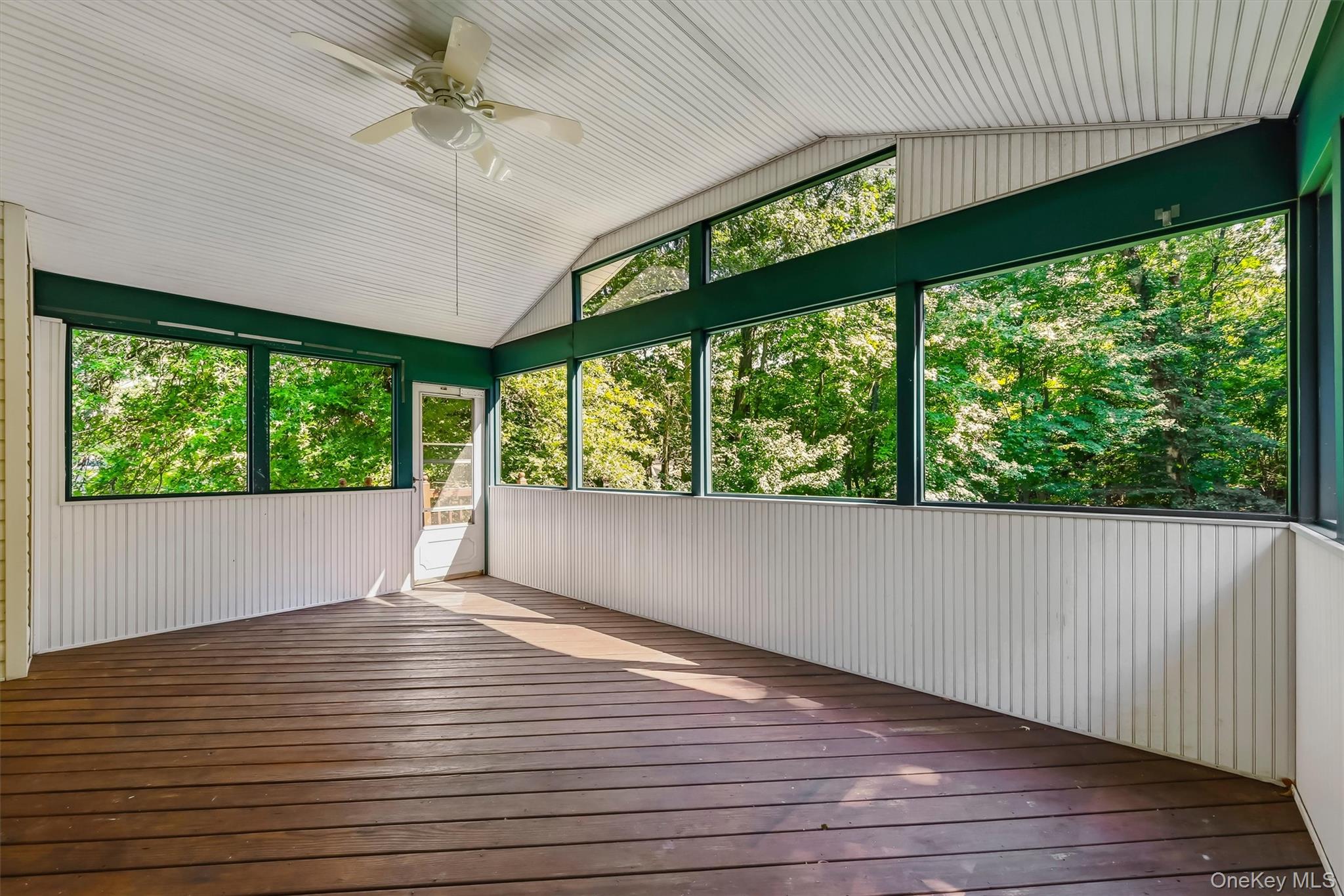 143 Pineview Avenue Property Photo 10