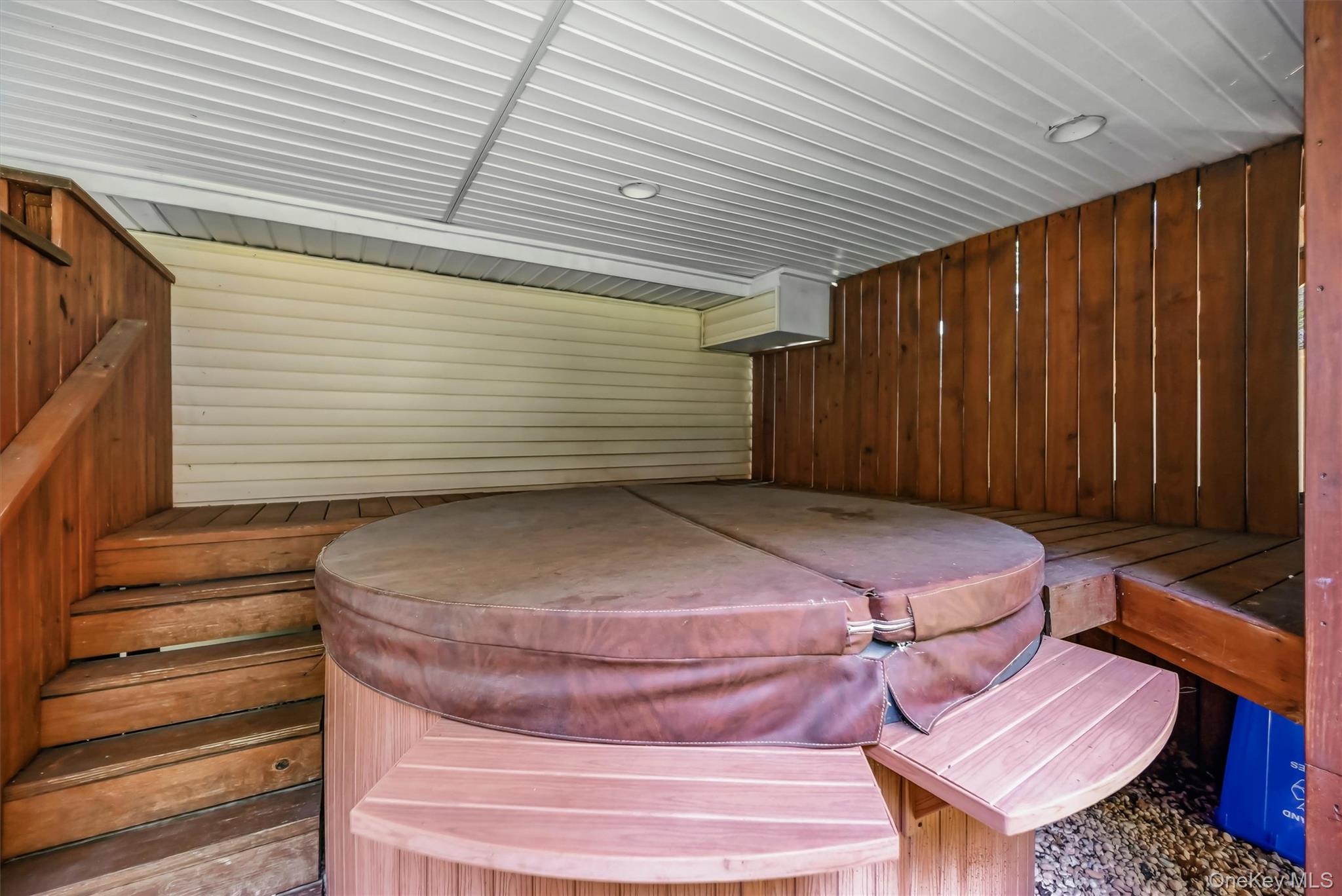 143 Pineview Avenue Property Photo 24