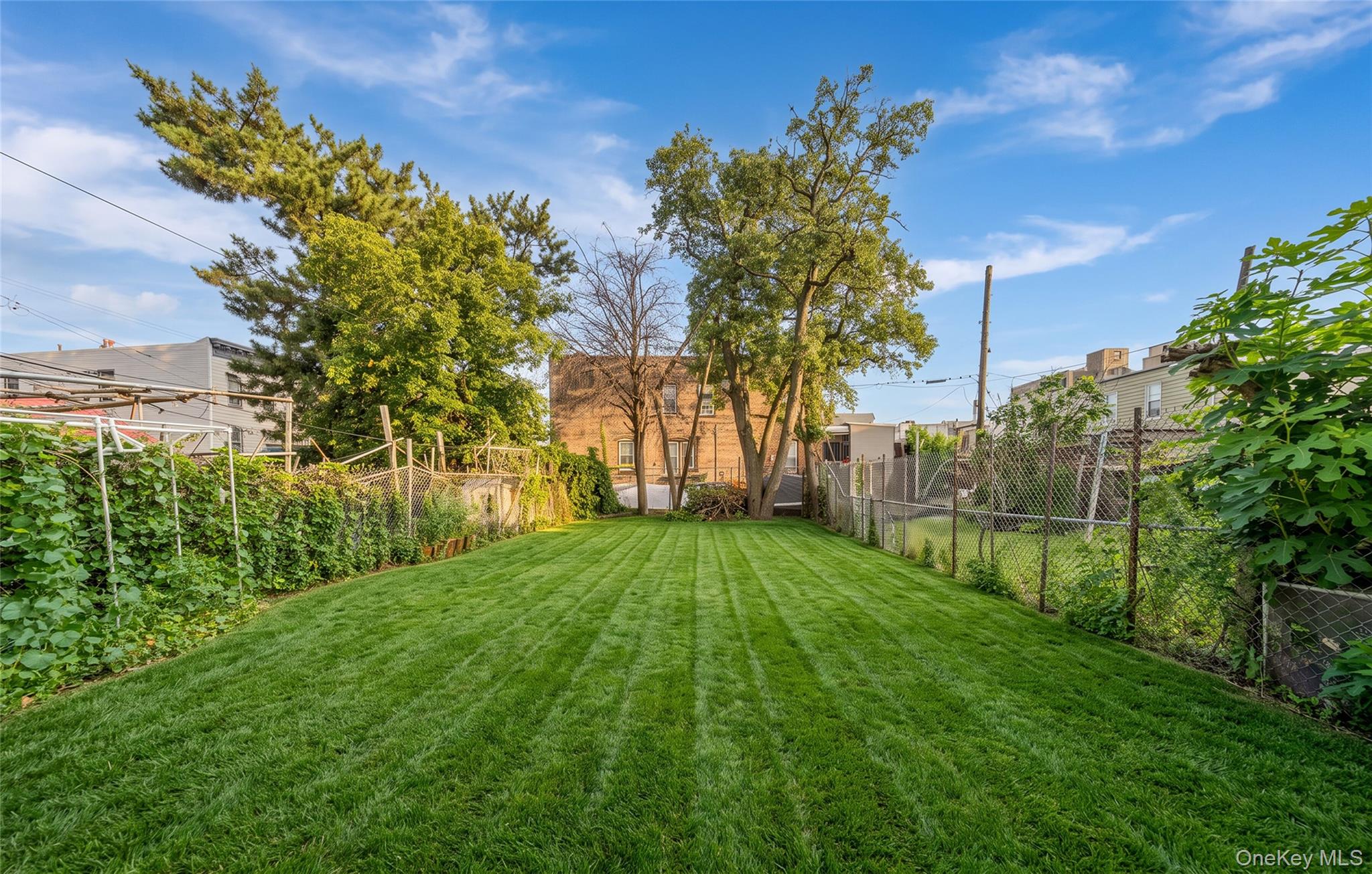 2512 Maclay Avenue Property Photo 4