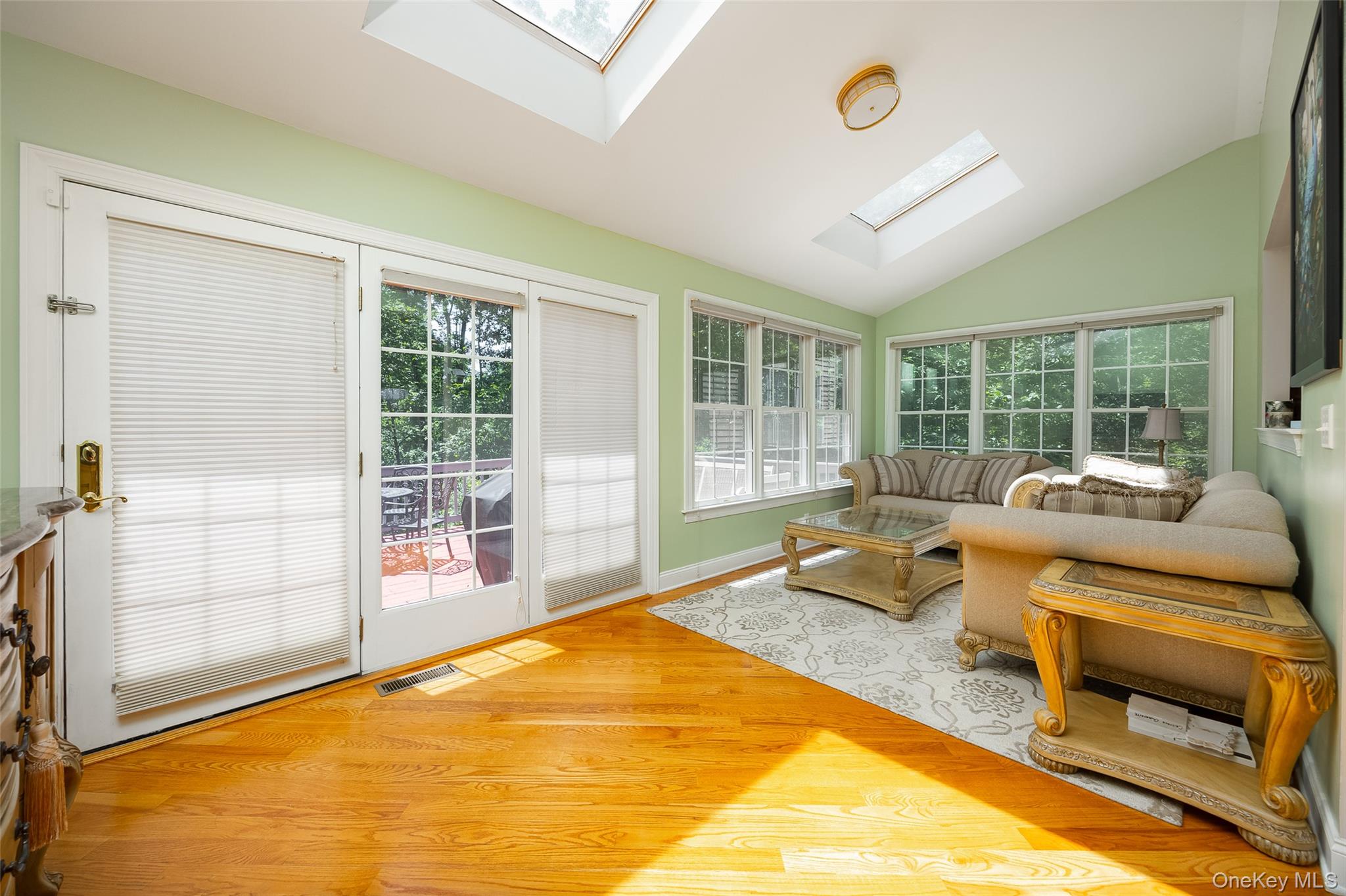 1027102 Property Photo 17