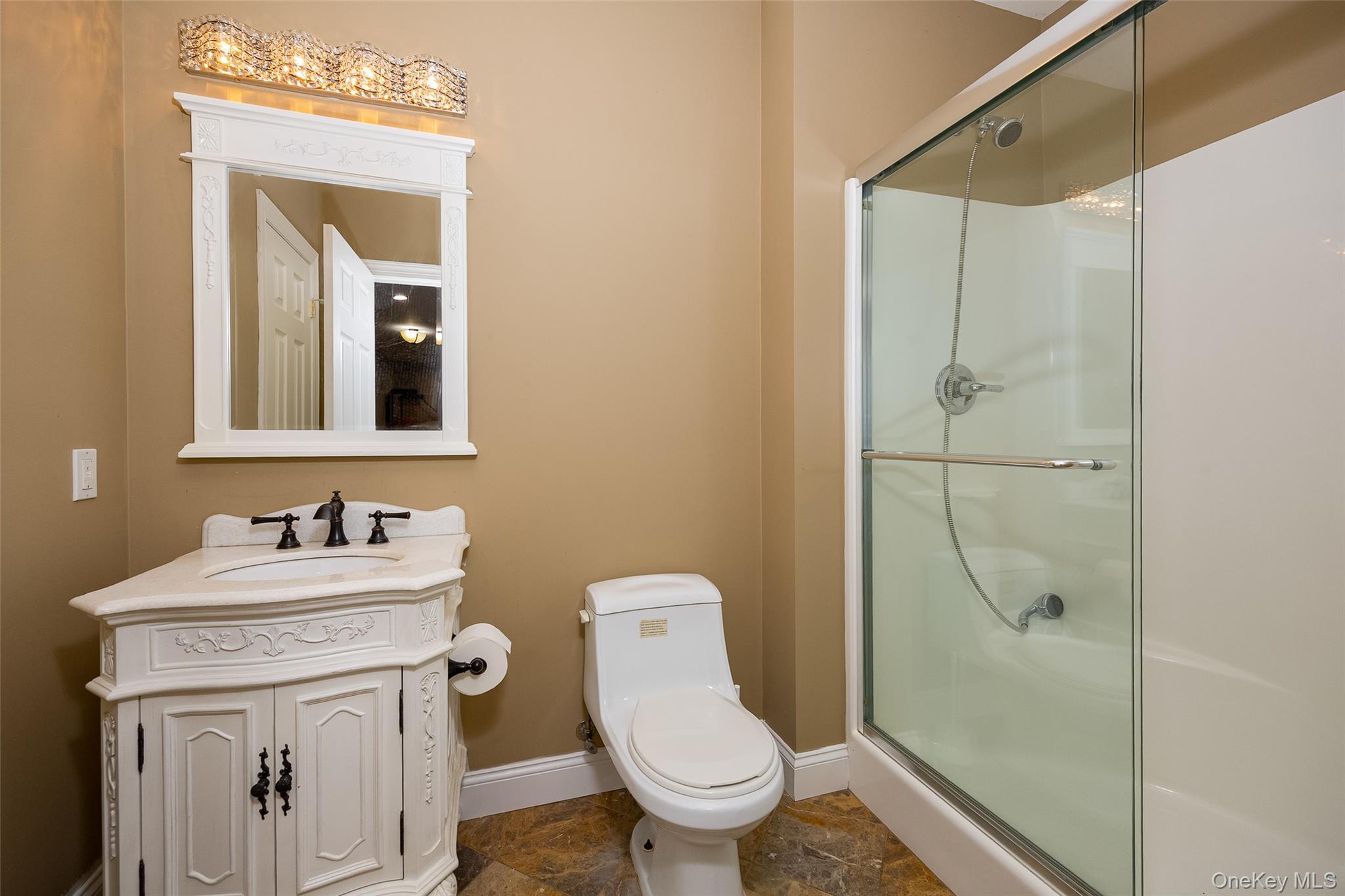 1027102 Property Photo 27