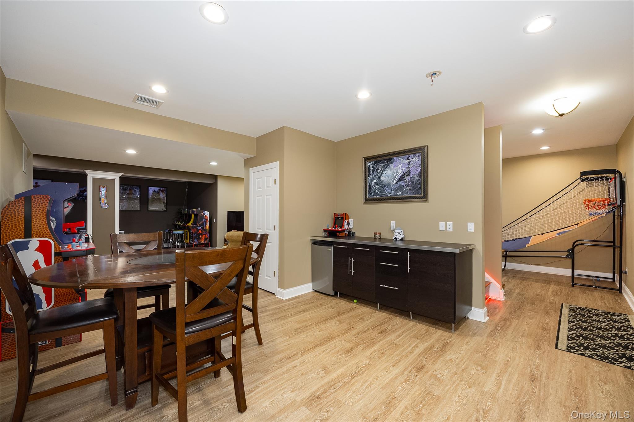 1027102 Property Photo 29