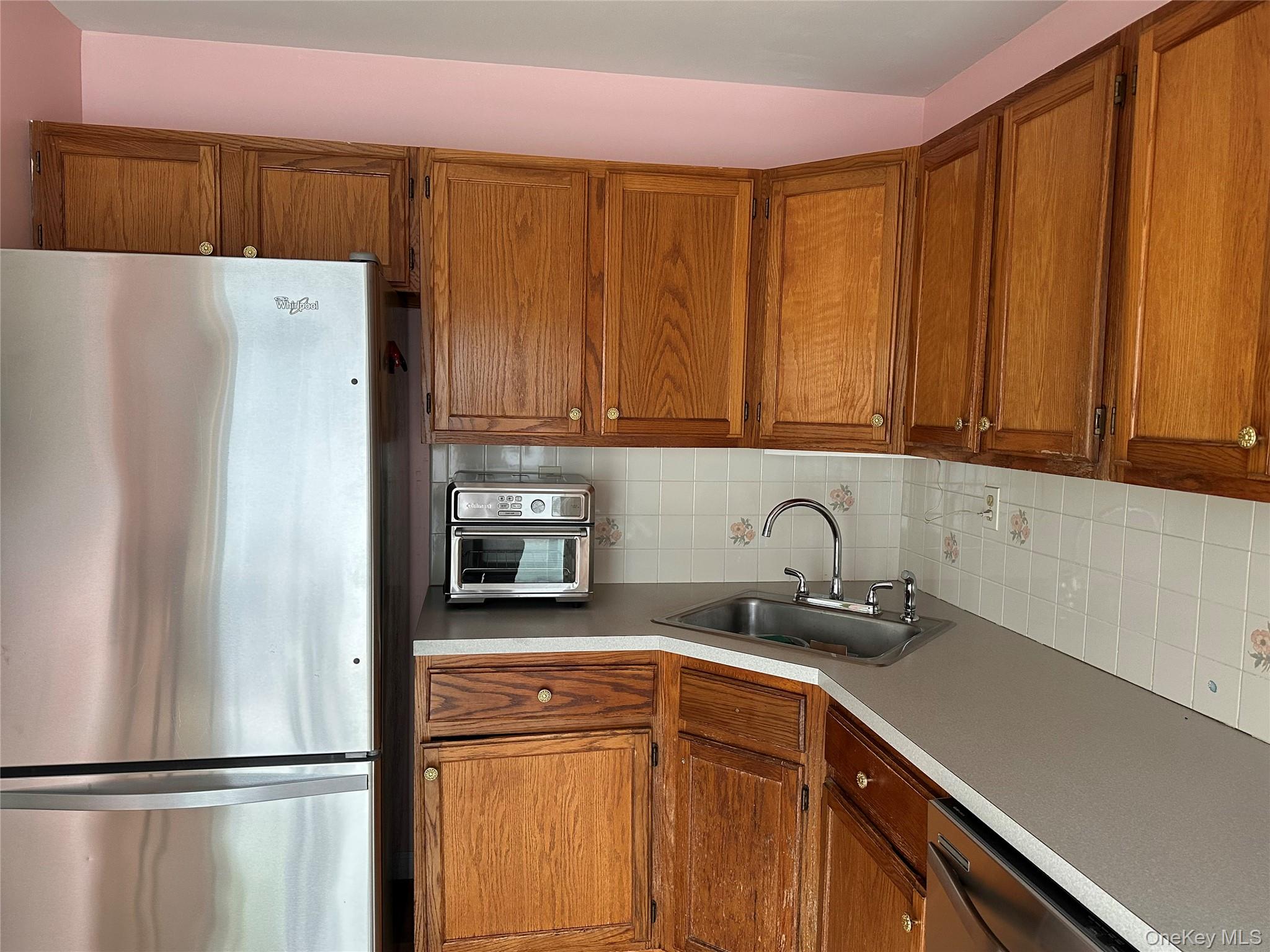 2522 Whispering Hills Property Photo 10
