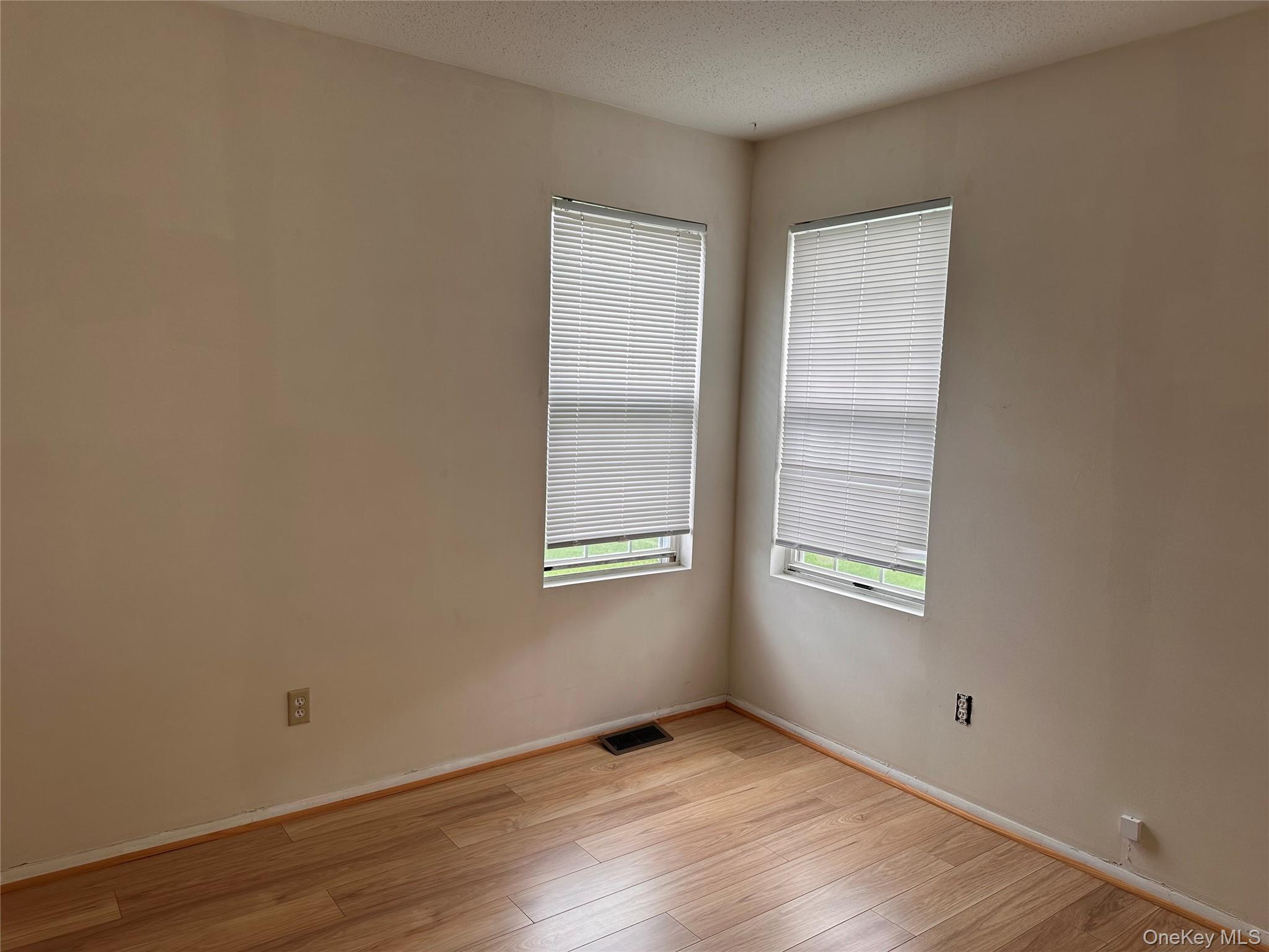 2522 Whispering Hills Property Photo 18