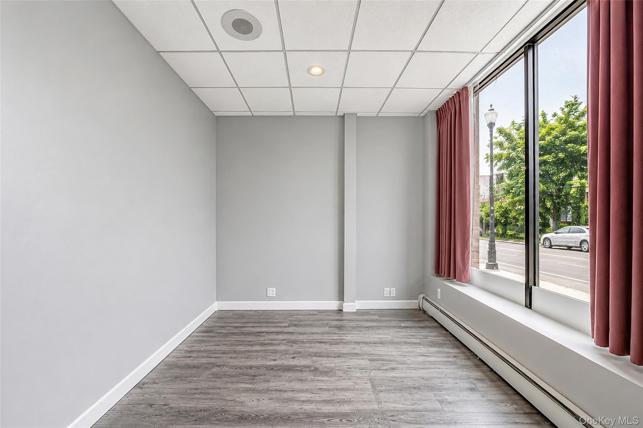 285 Broadway Property Photo 6