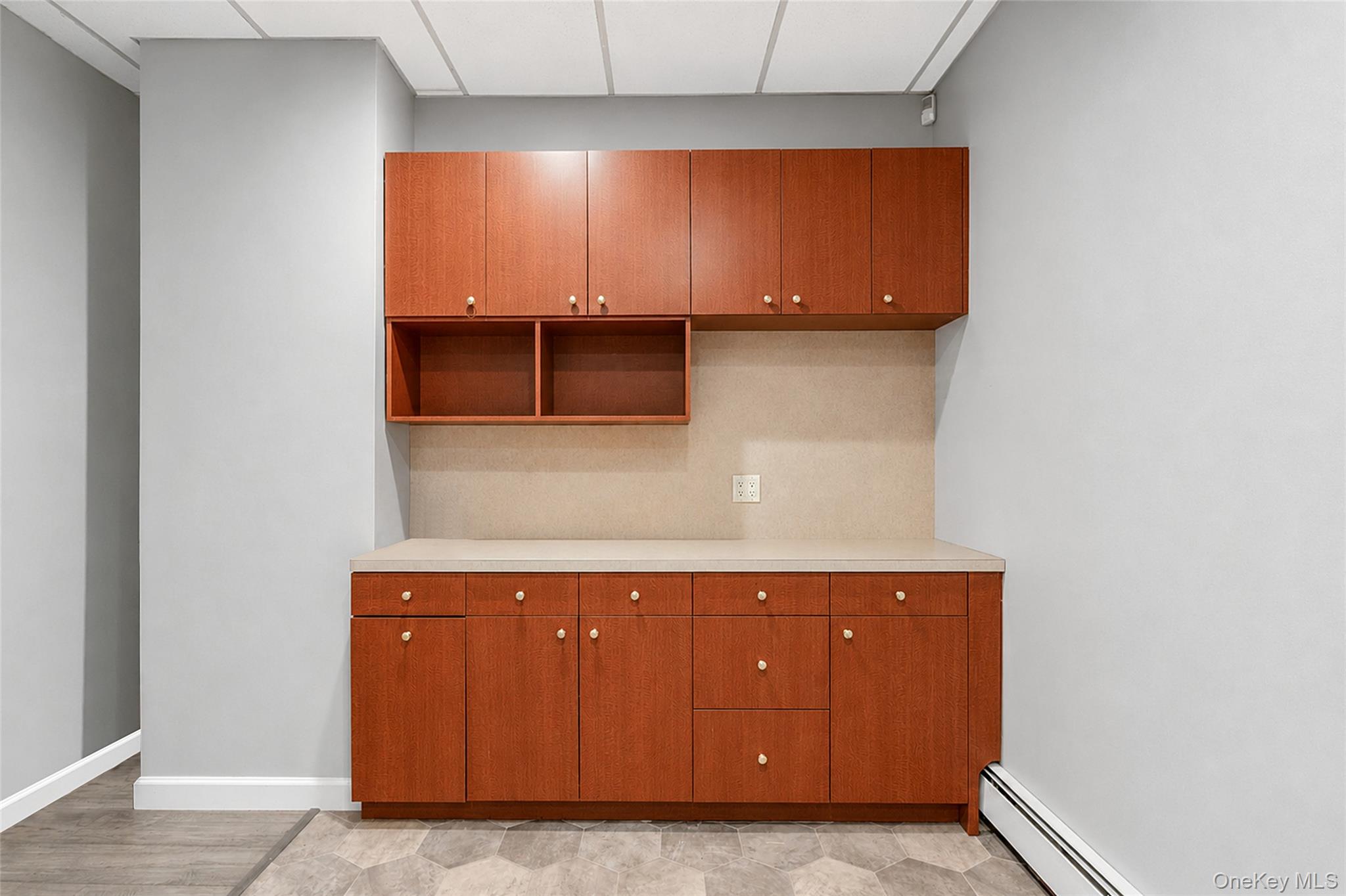 285 Broadway Property Photo 8