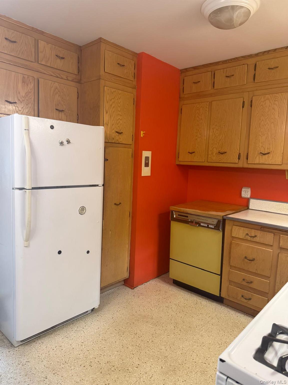 60 Hempstead Road Property Photo 4
