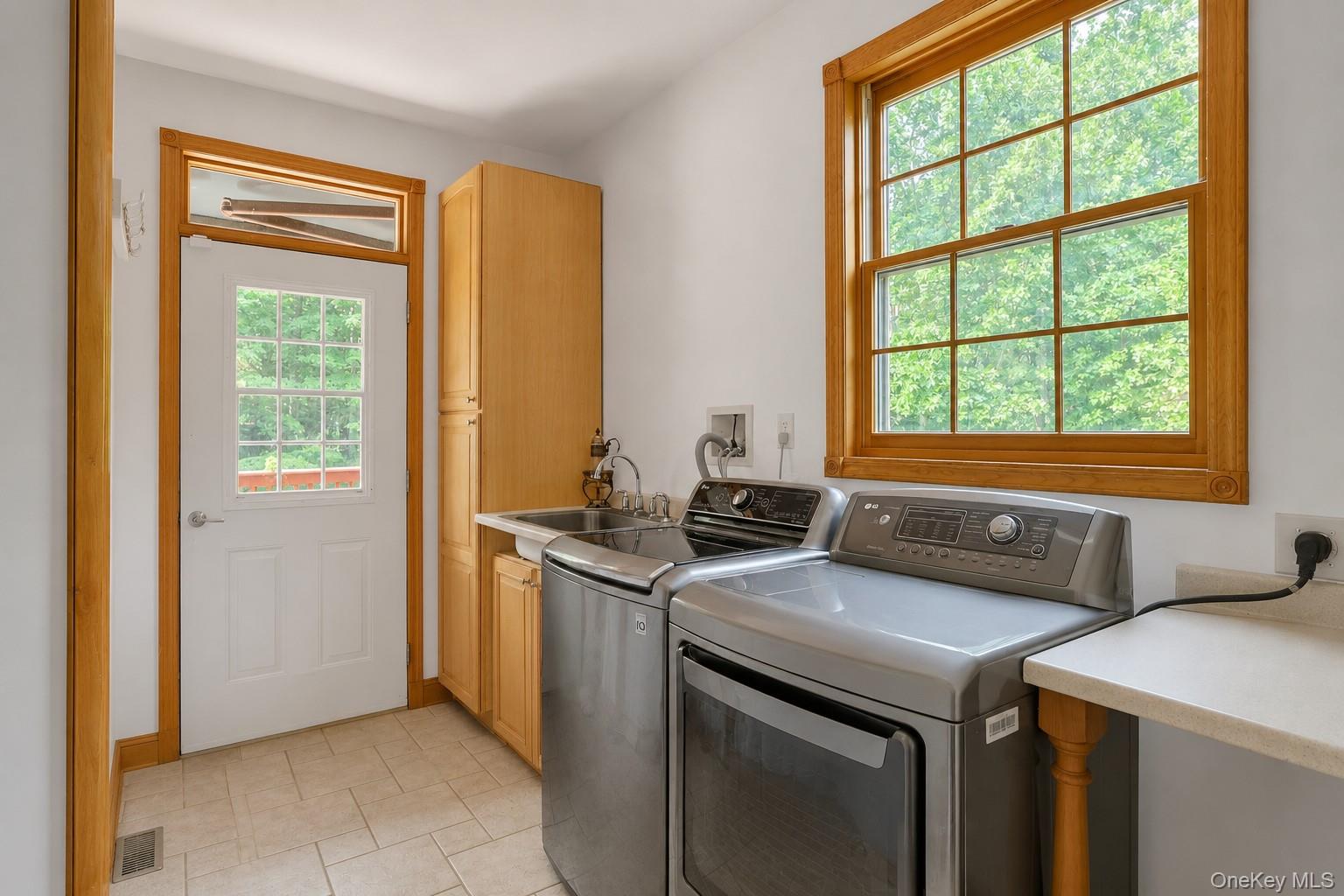 141 Old Tuxedo Road Property Photo 19