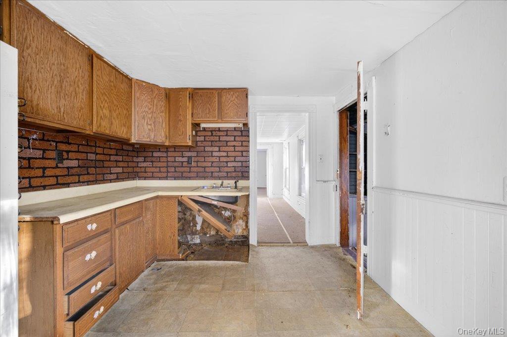 227-229 Linden Avenue Property Photo 7