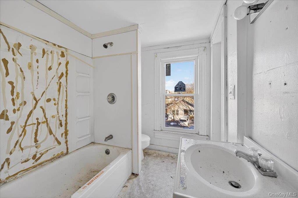 227-229 Linden Avenue Property Photo 11