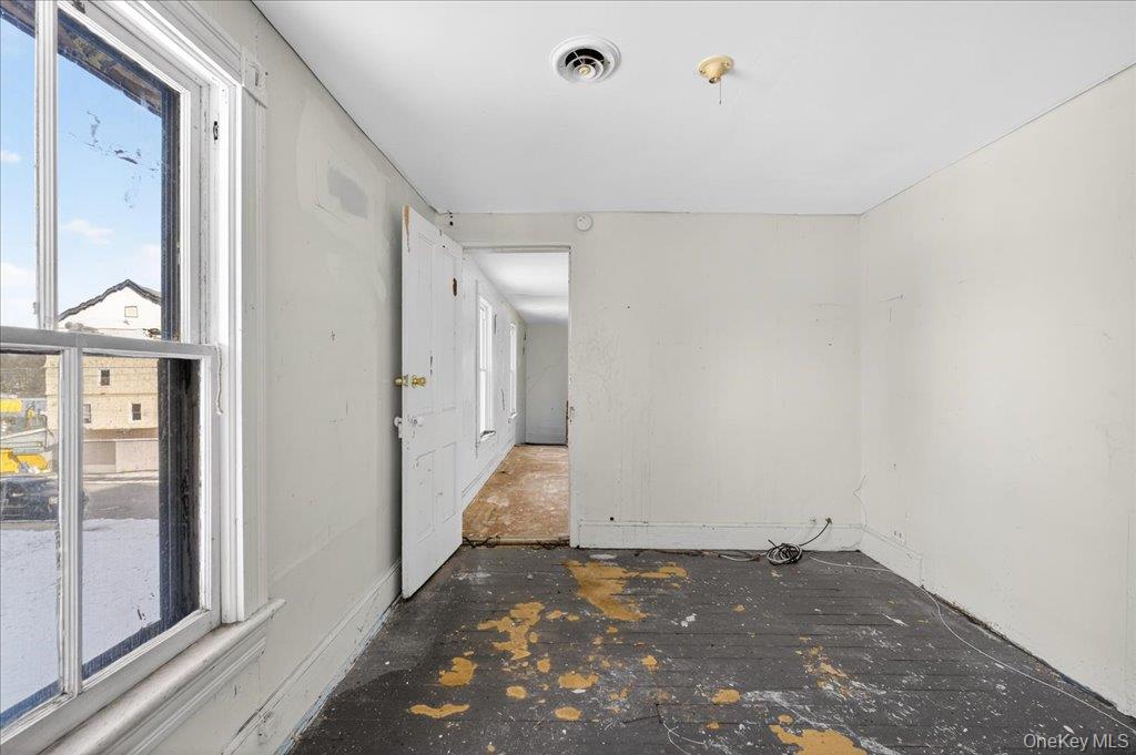 227-229 Linden Avenue Property Photo 17