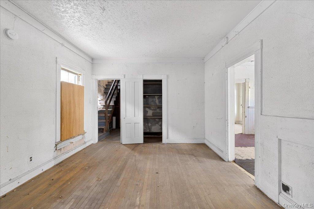227-229 Linden Avenue Property Photo 19