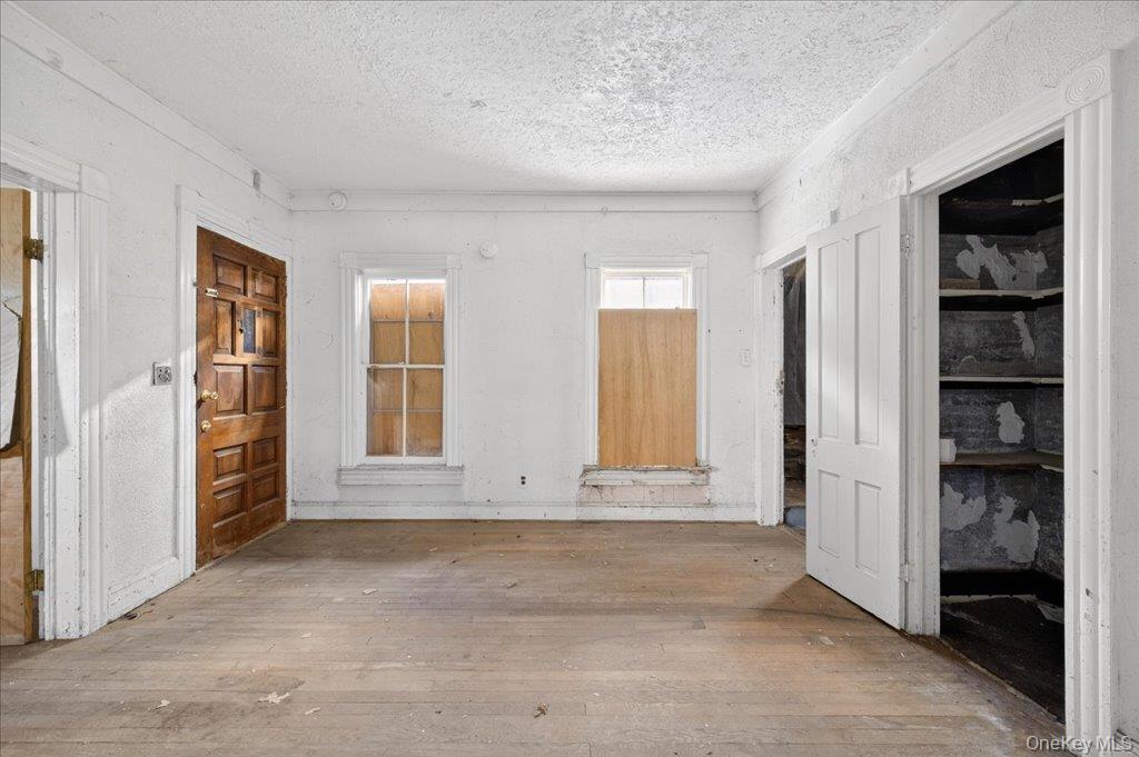 227-229 Linden Avenue Property Photo 31
