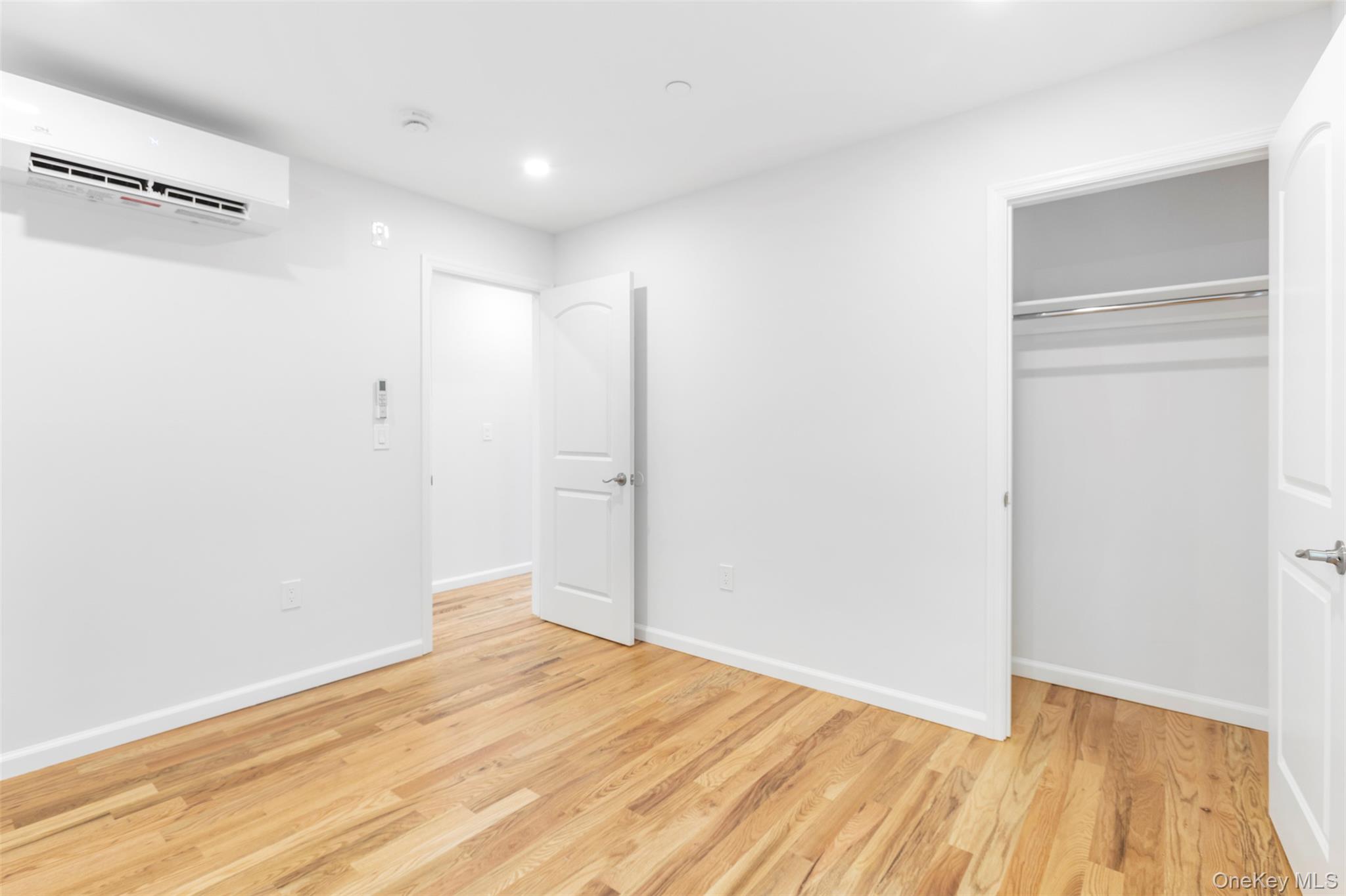 3439 Grace Avenue Property Photo 7