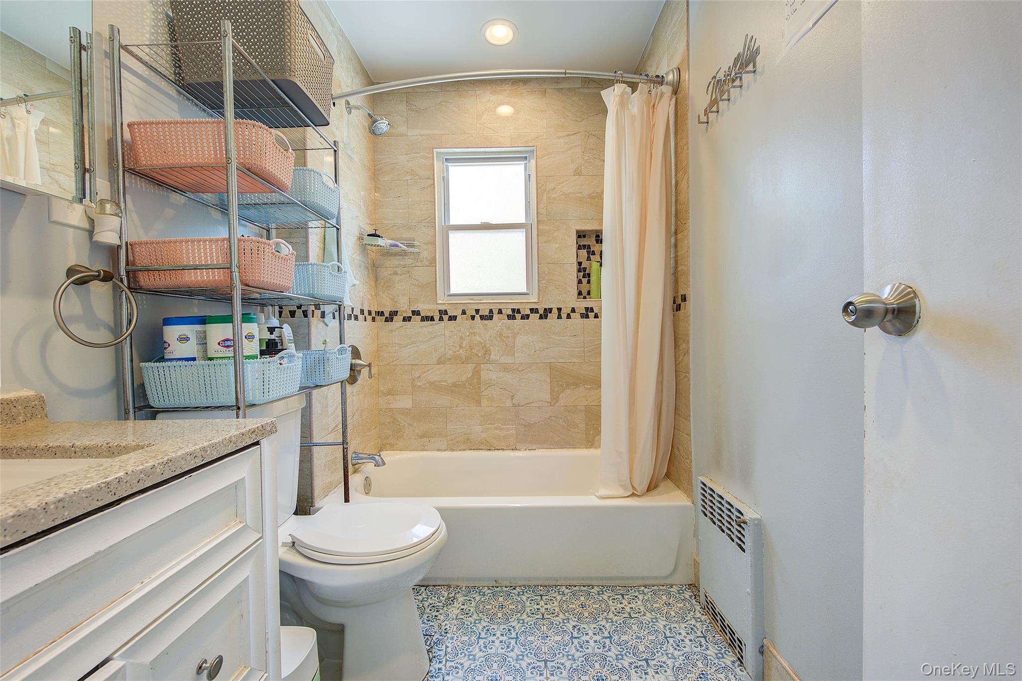 9009 80th Street Property Photo 15