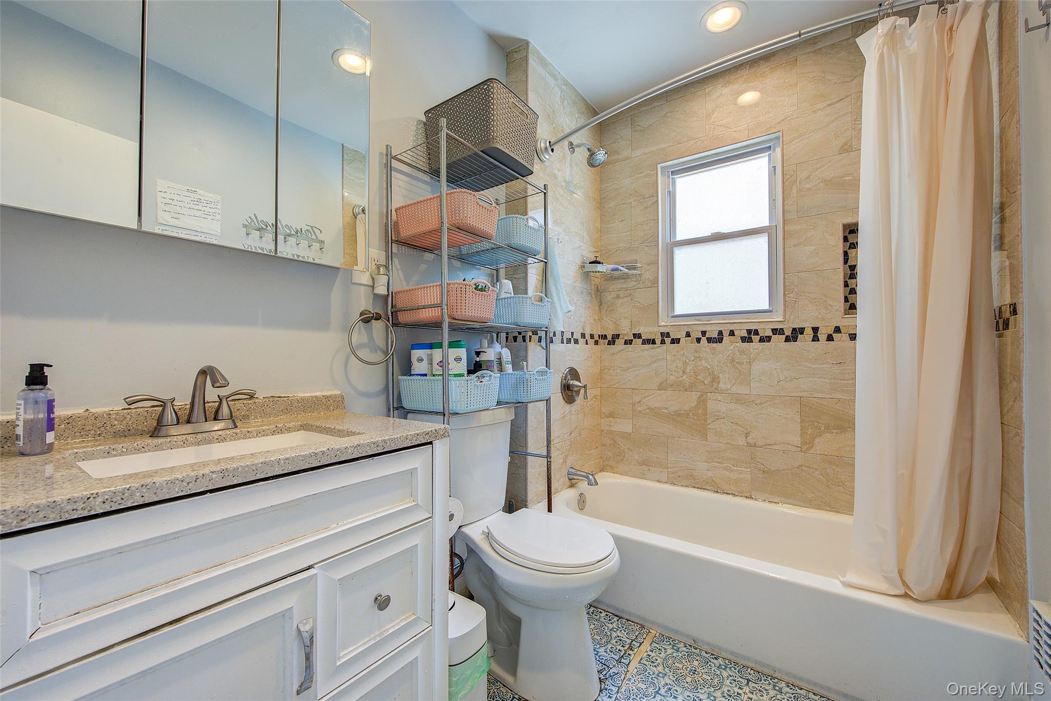 9009 80th Street Property Photo 16