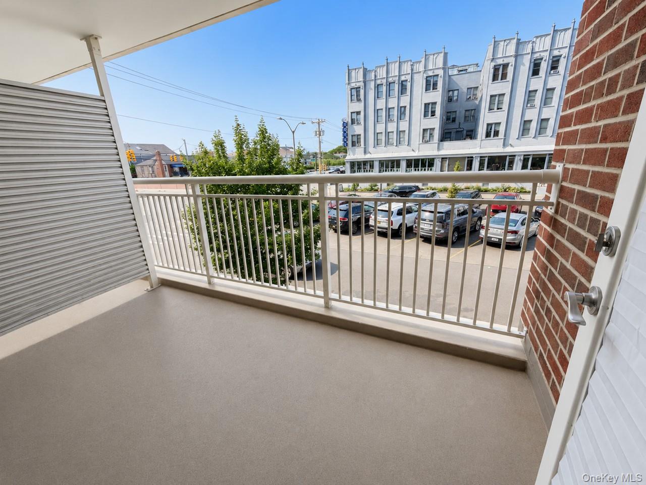 410 E Broadway 2f Property Photo 7