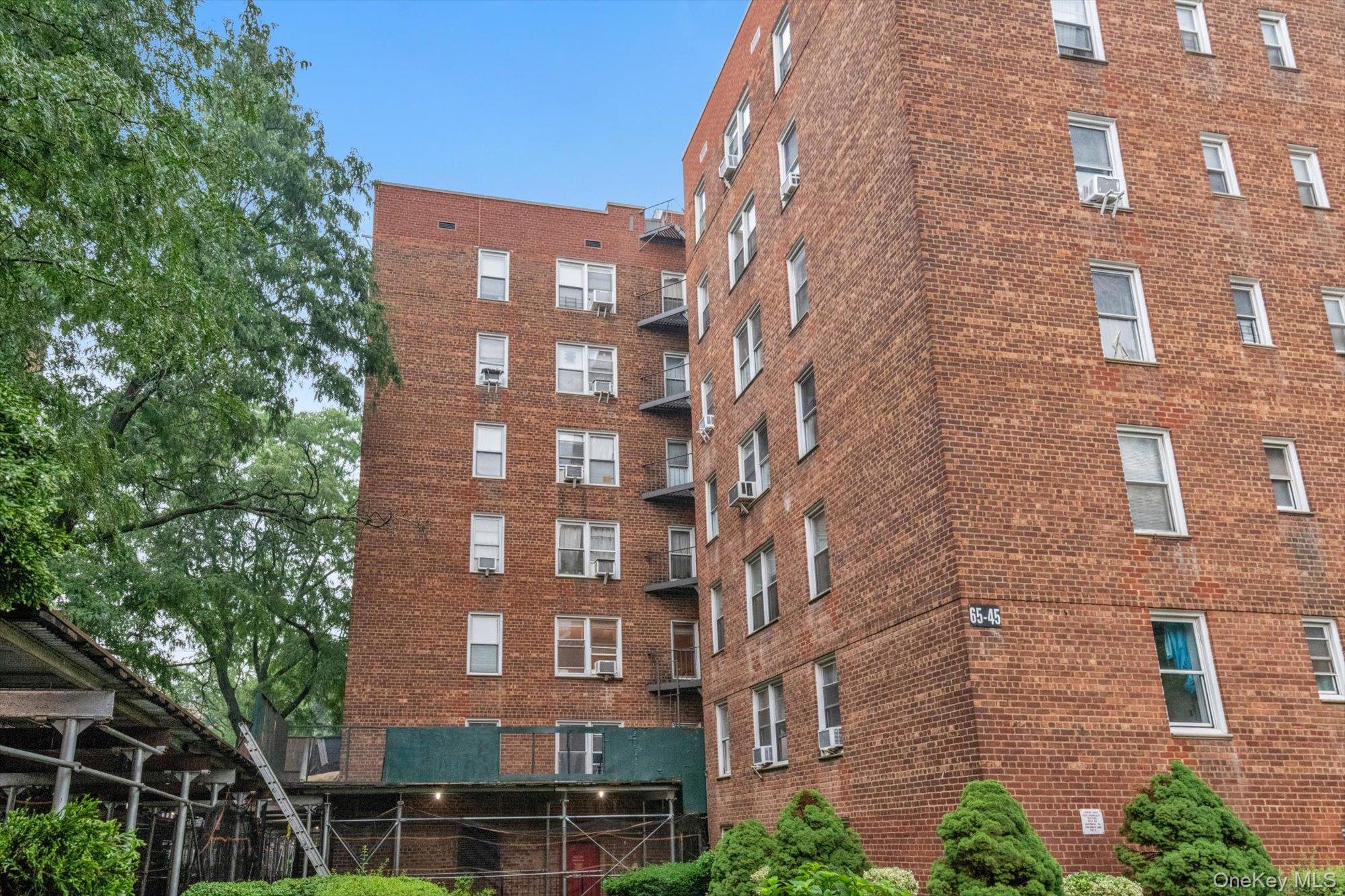 65-45 Yellowstone Boulevard 2B Property Photo 1