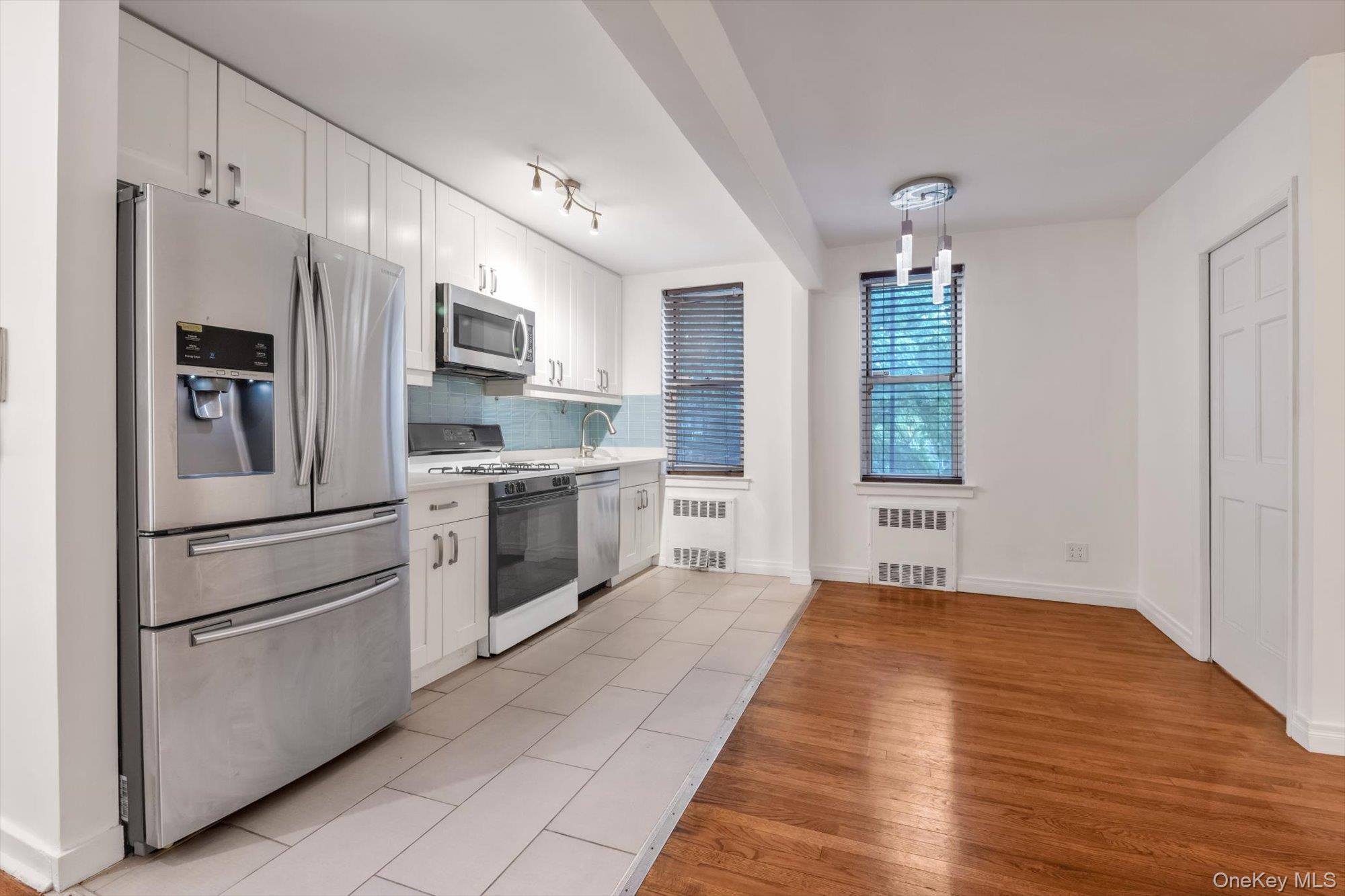 65-45 Yellowstone Boulevard 2b Property Photo 12