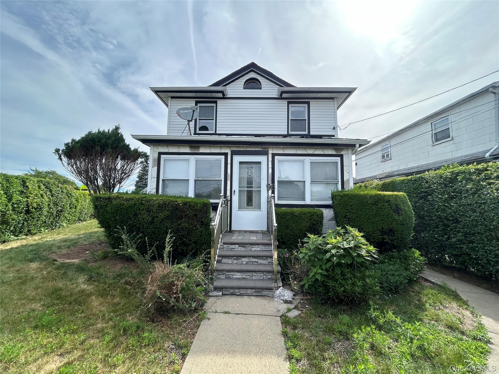 96 California Avenue Property Photo 1
