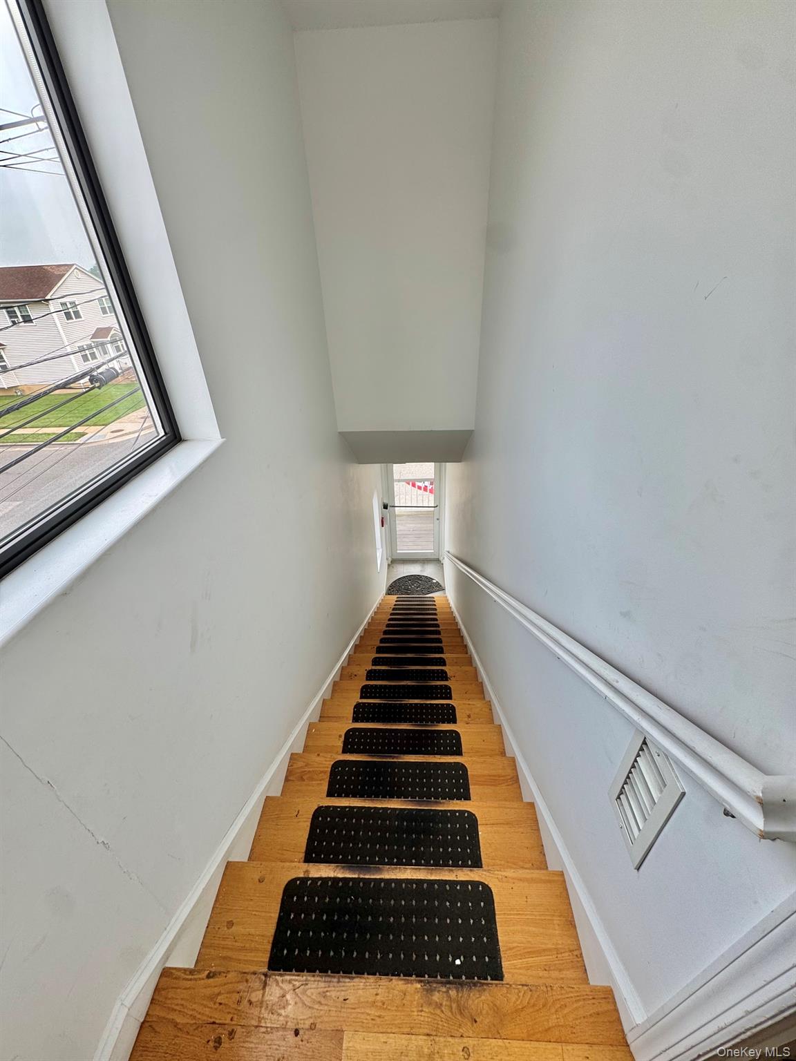 19 Suffolk Street Property Photo 26
