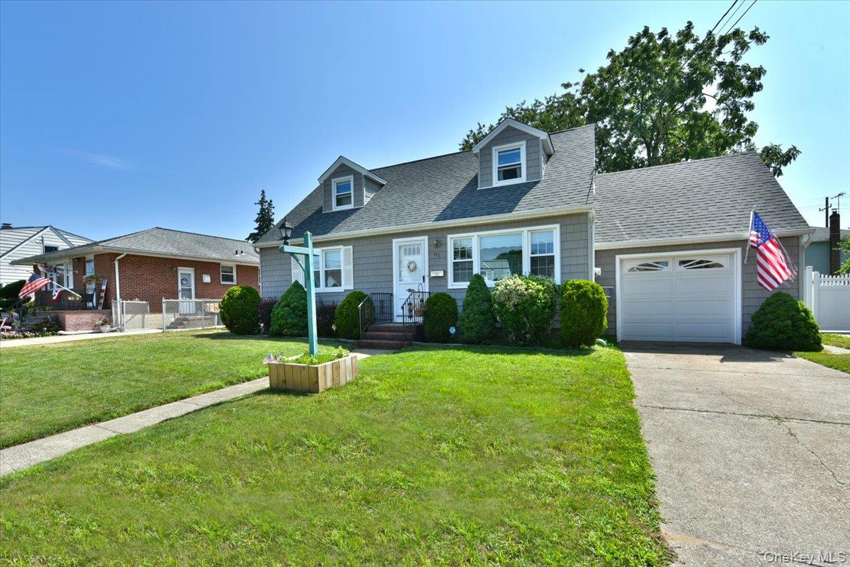 145 Benedict Avenue Property Photo 3