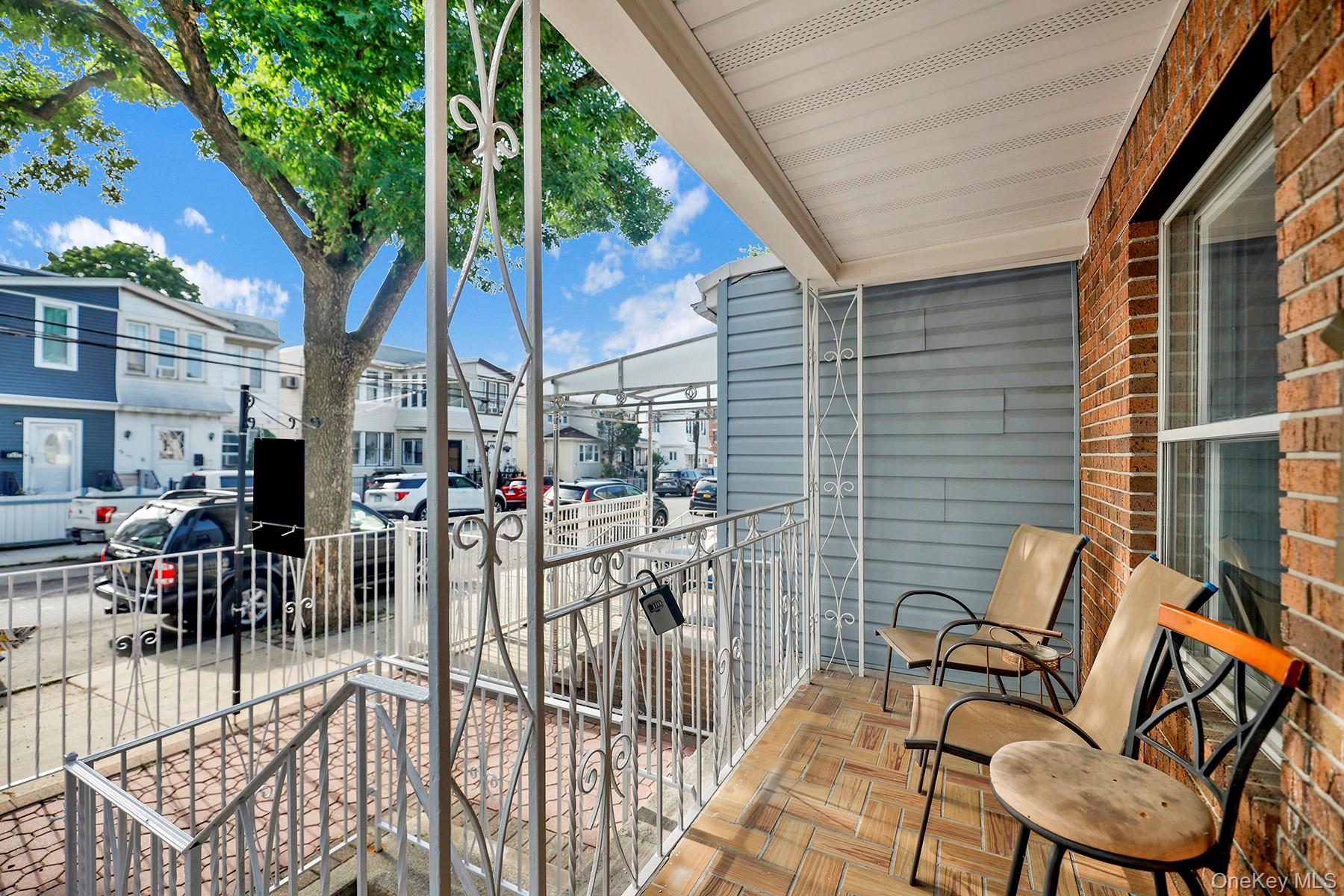 8848 77th Street Property Photo 12