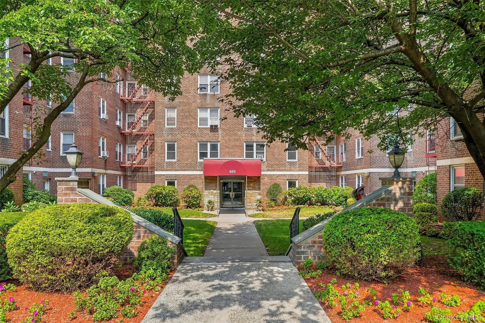 485 Bronx River Road A51 Property Photo 2