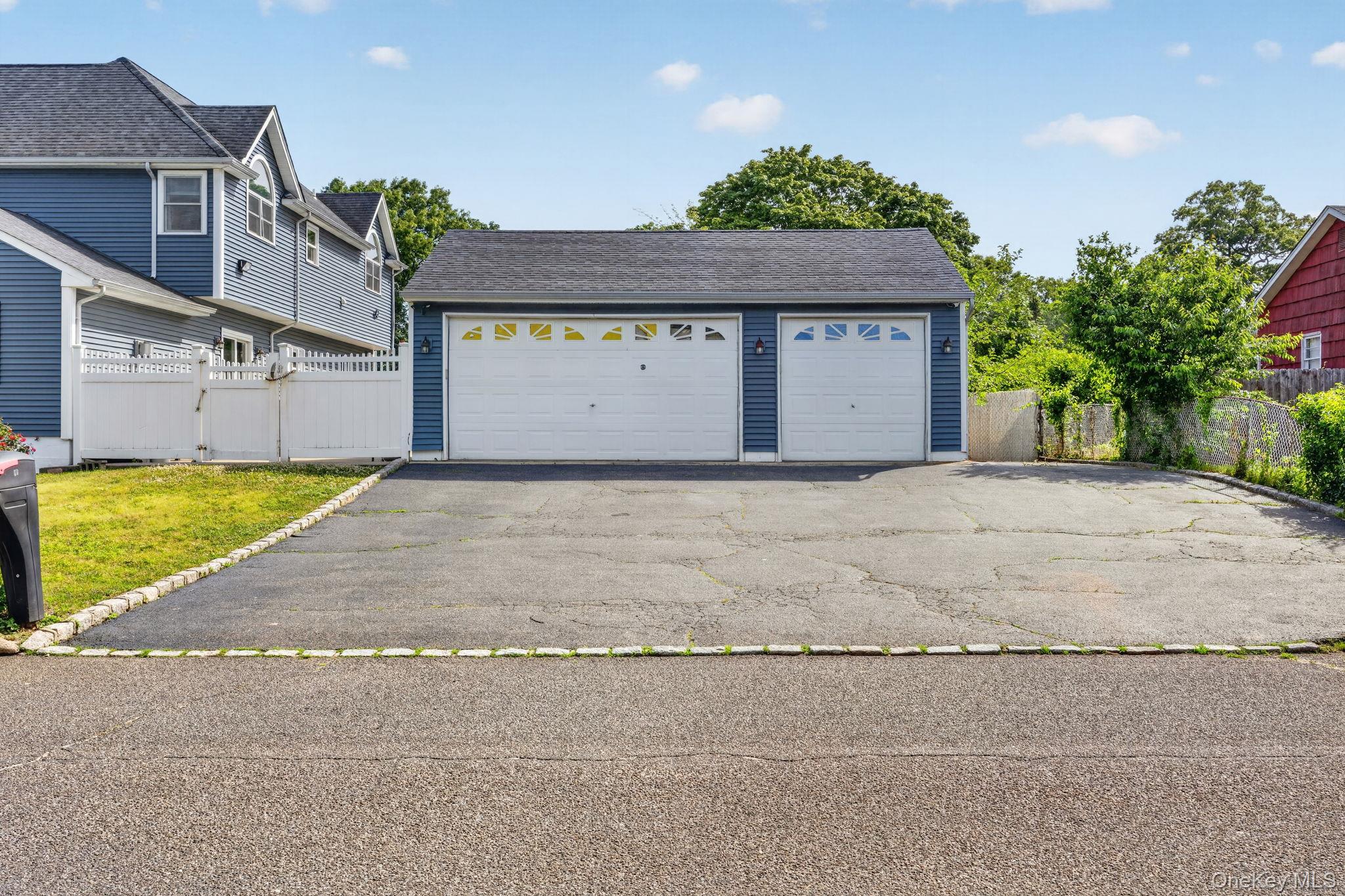 60 Steuben Boulevard Property Photo 2