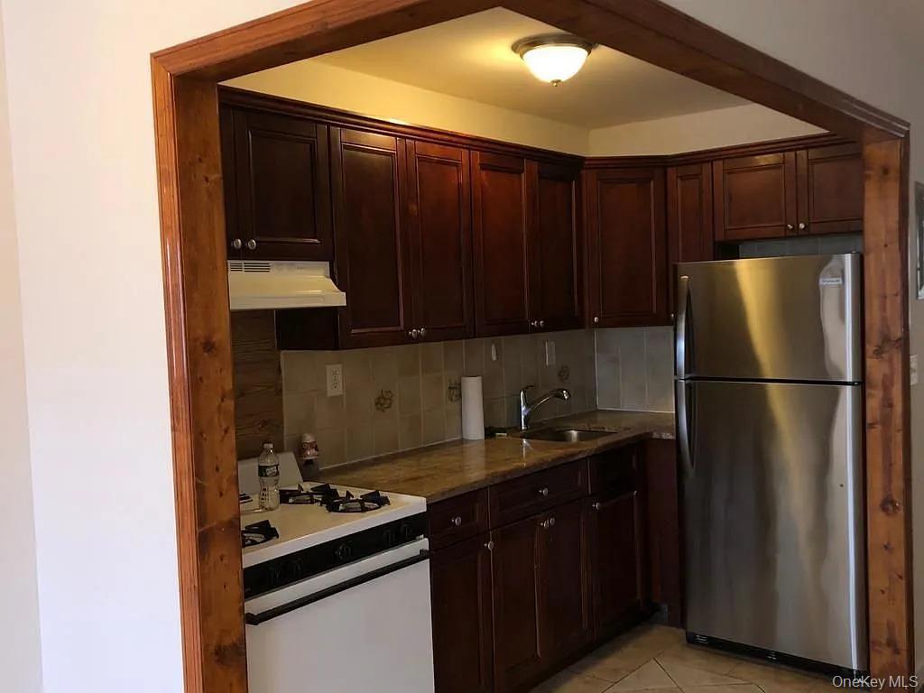 17225 91st Avenue Property Photo 9