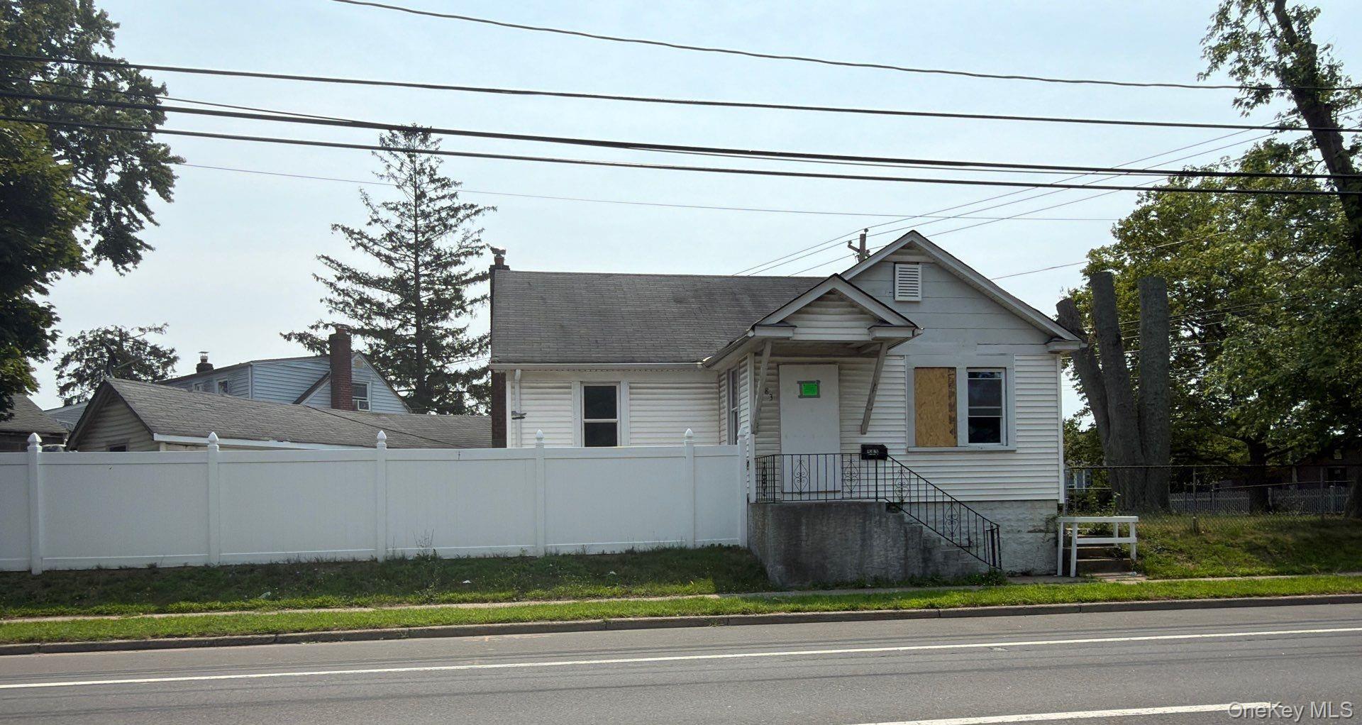 583 Straight Path Property Photo 1