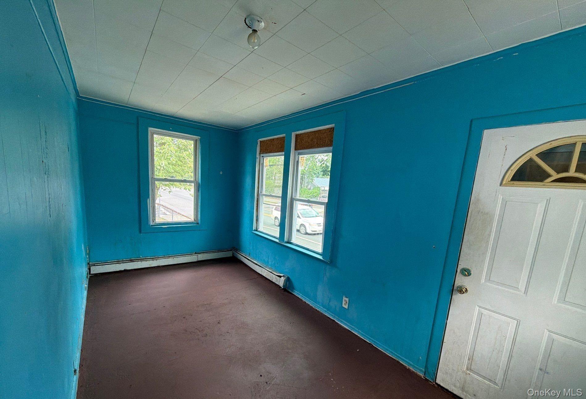 583 Straight Path Property Photo 4