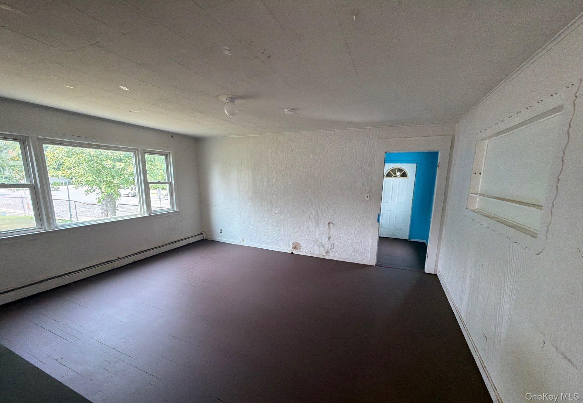 583 Straight Path Property Photo 5