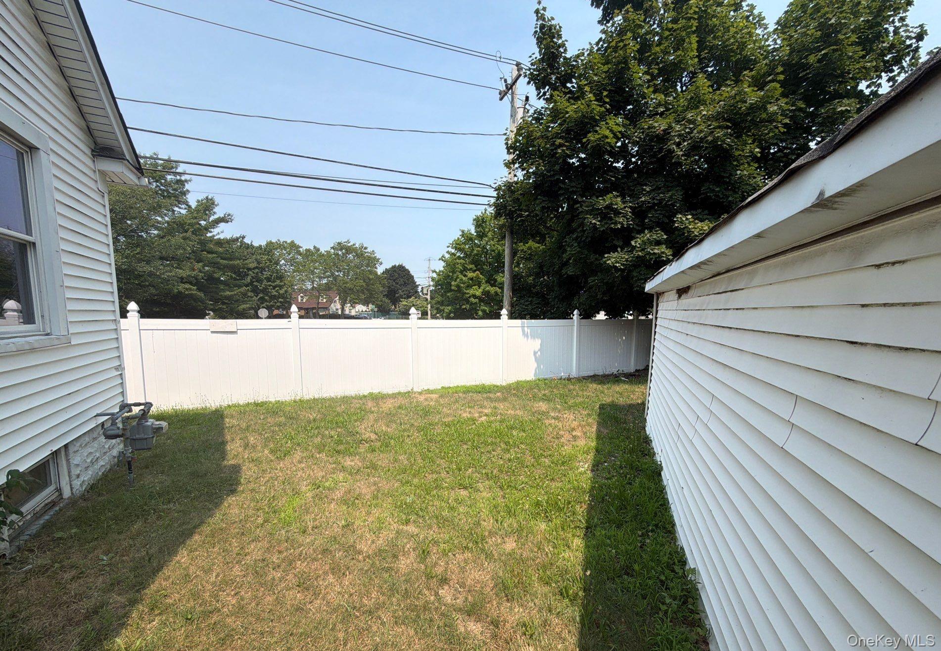 583 Straight Path Property Photo 16
