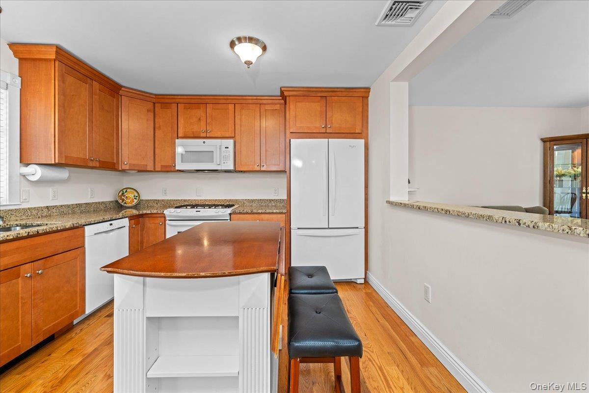 1 S Lynn Street Property Photo 15