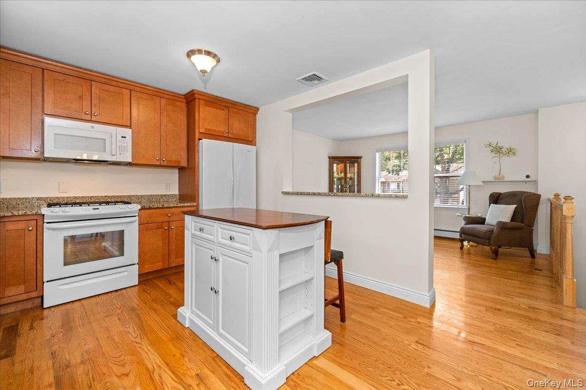 1 S Lynn Street Property Photo 16