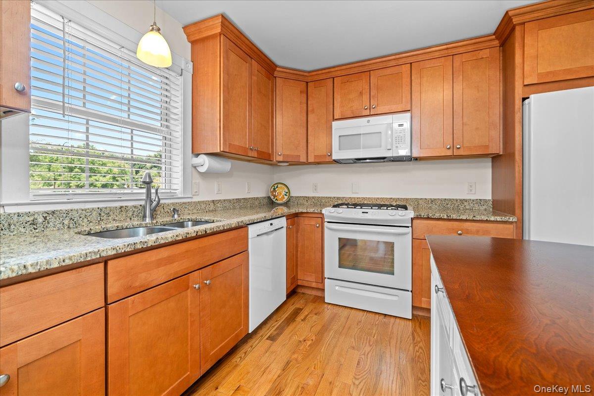 1 S Lynn Street Property Photo 18