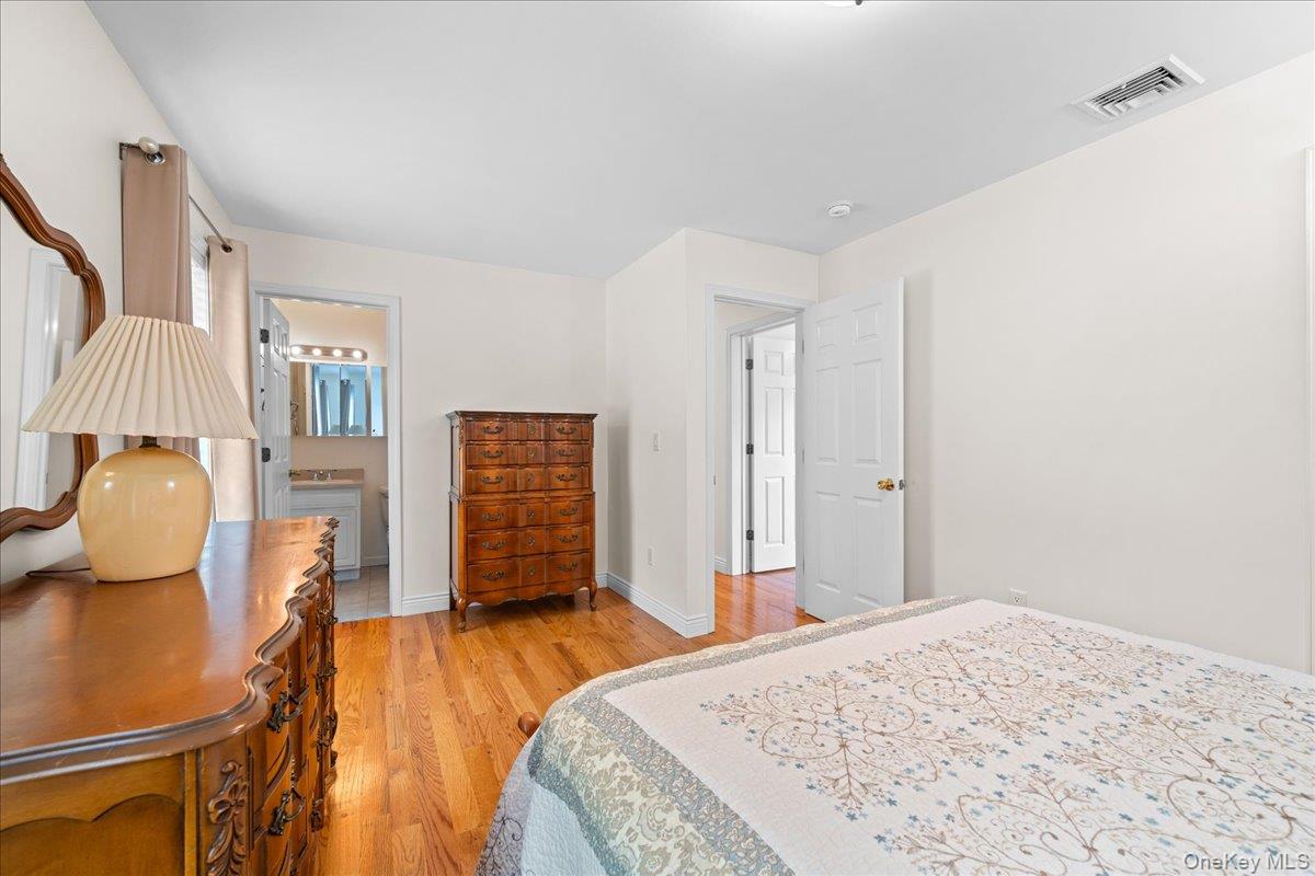 1 S Lynn Street Property Photo 26