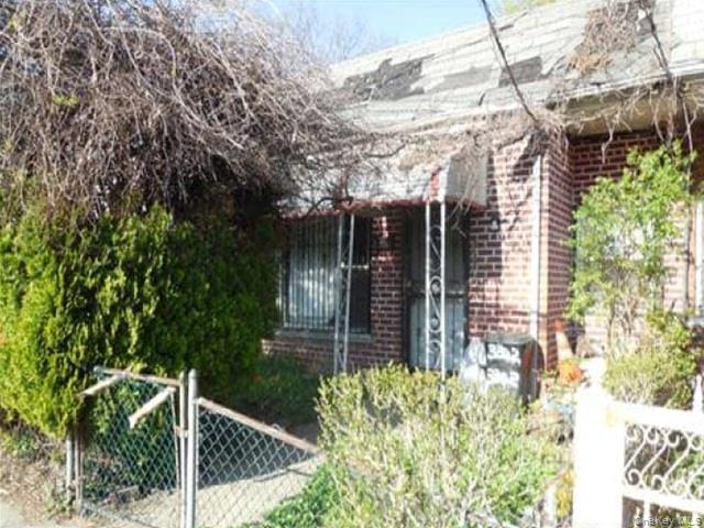 3342 Gunther Avenue Property Photo 1