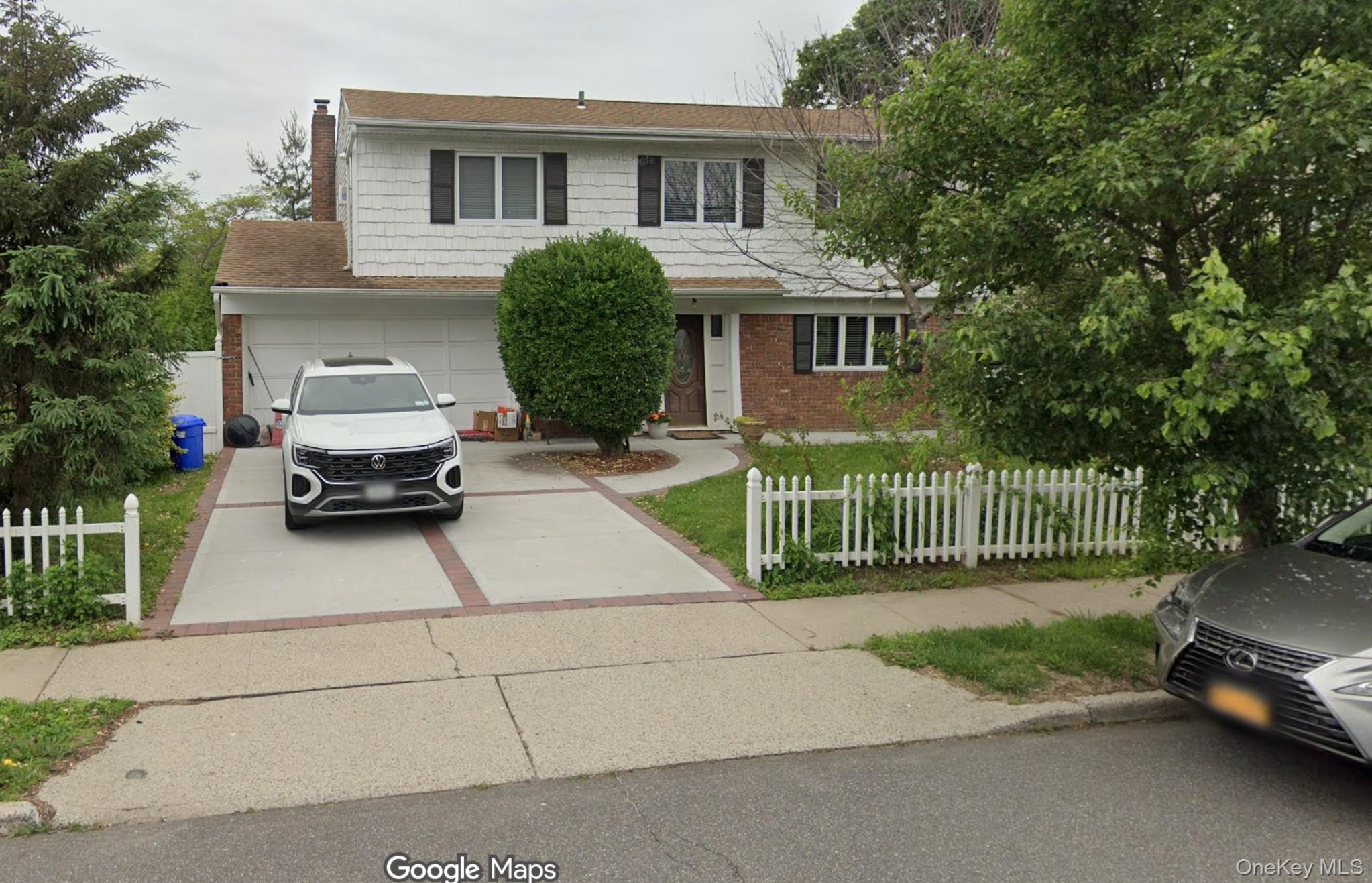214 Park Avenue Property Photo 2