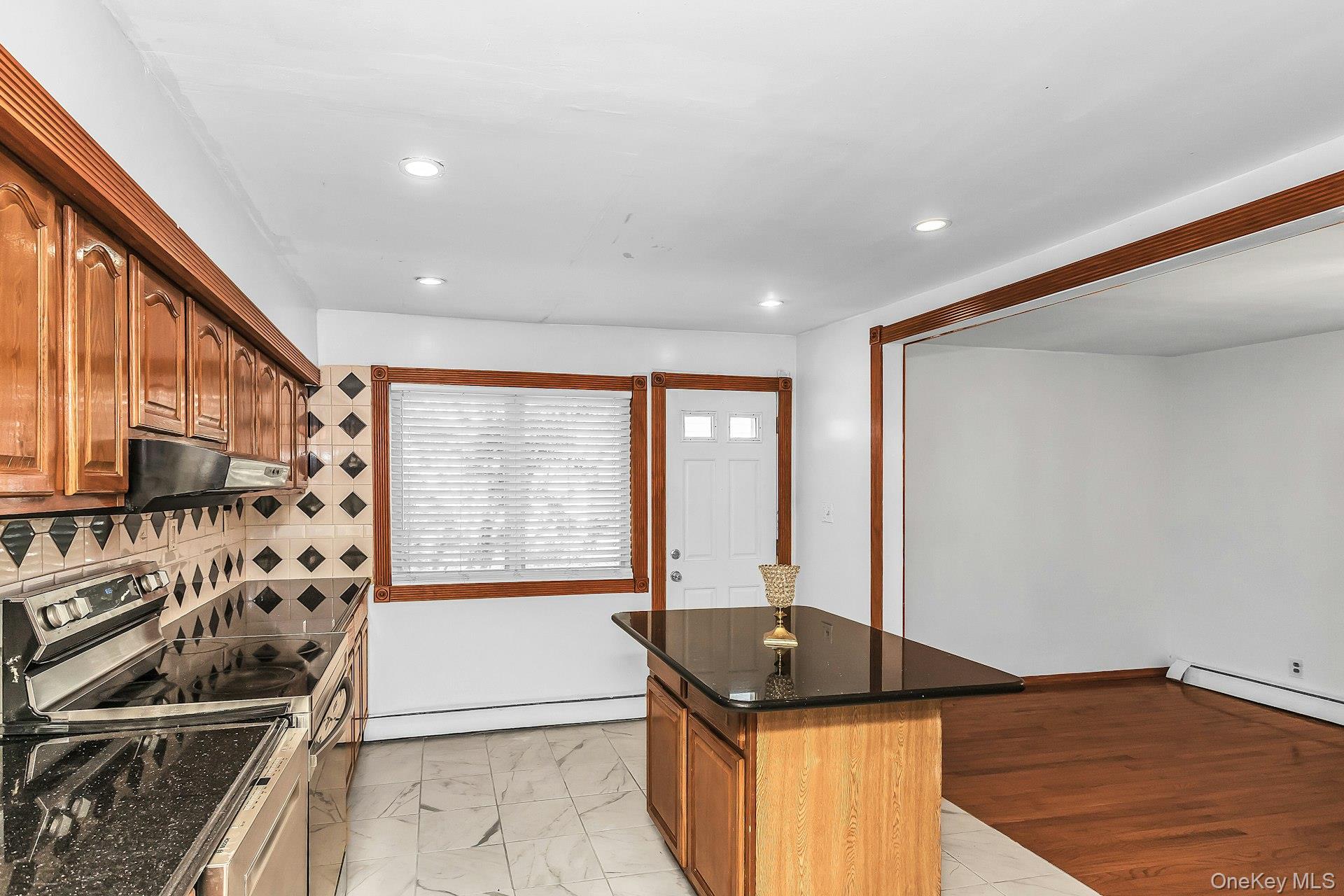214 Park Avenue Property Photo 14