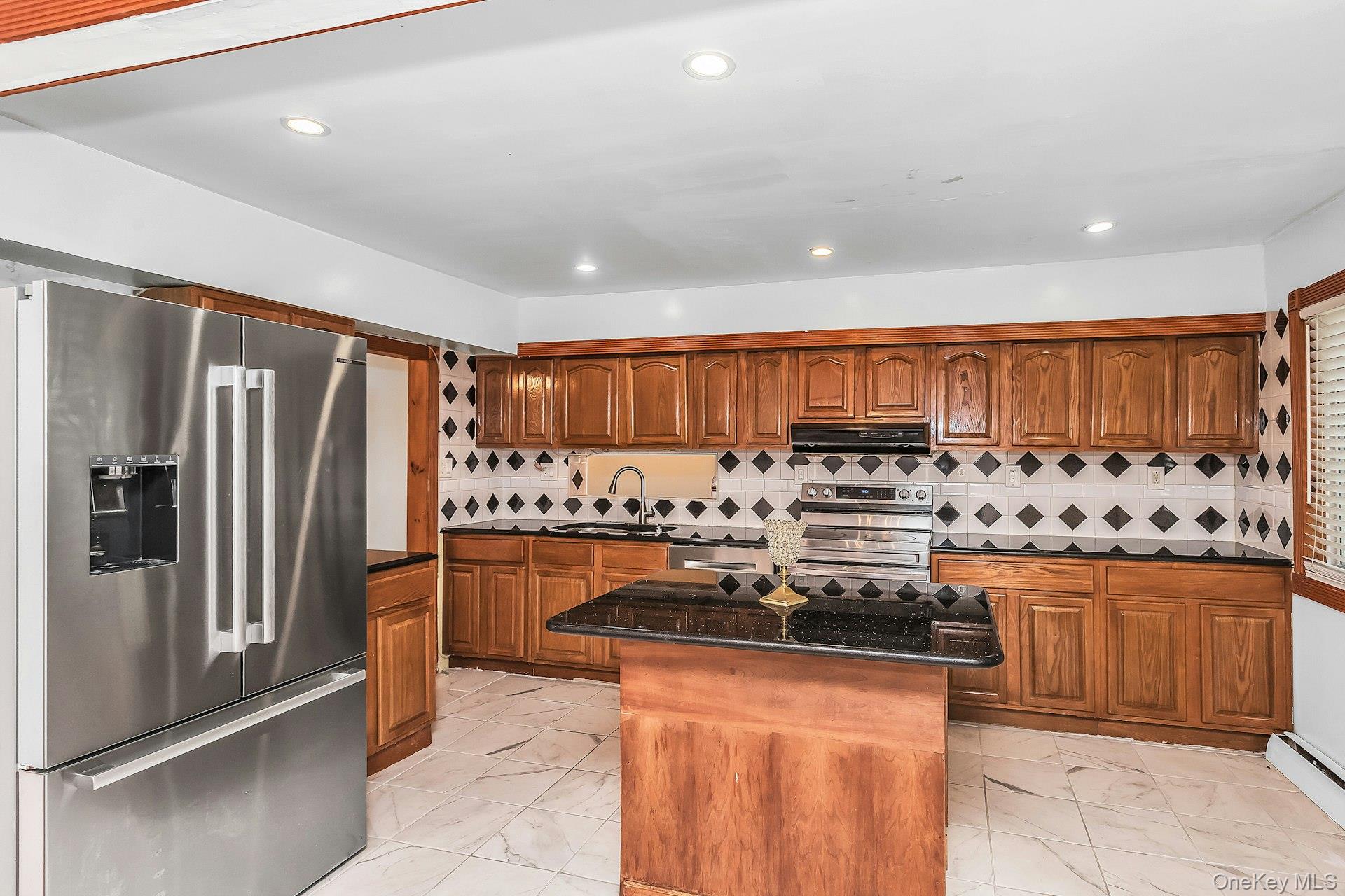 214 Park Avenue Property Photo 16