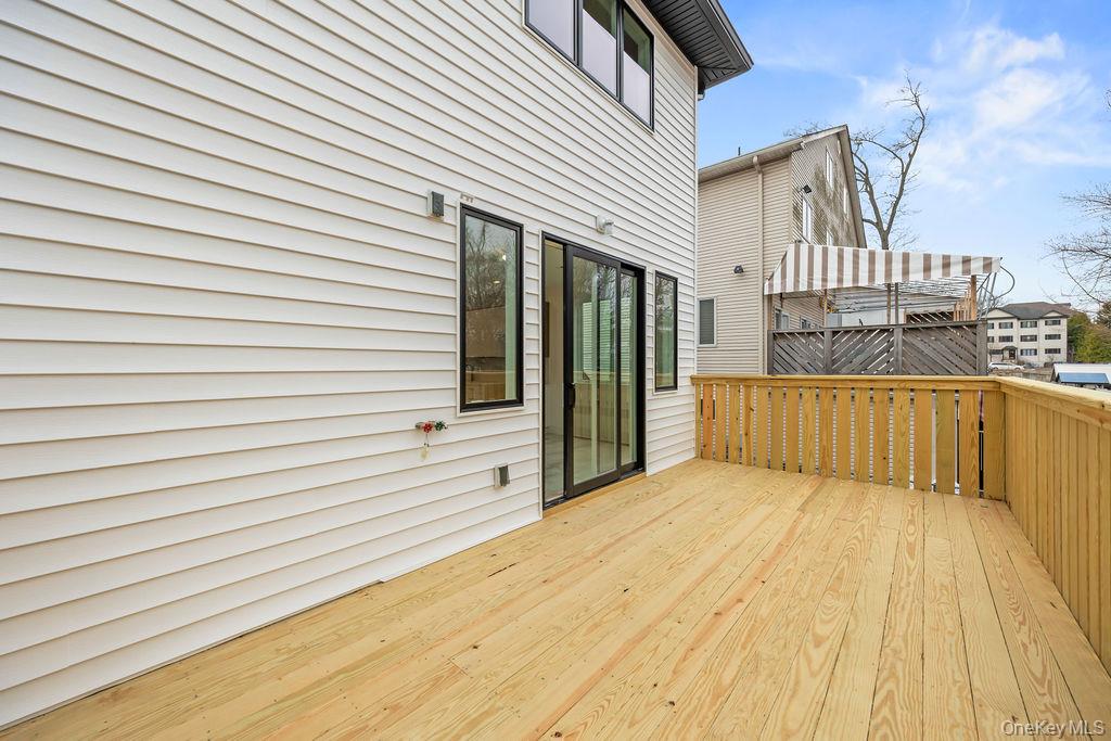 105 N Cole Avenue 213 Property Photo 16