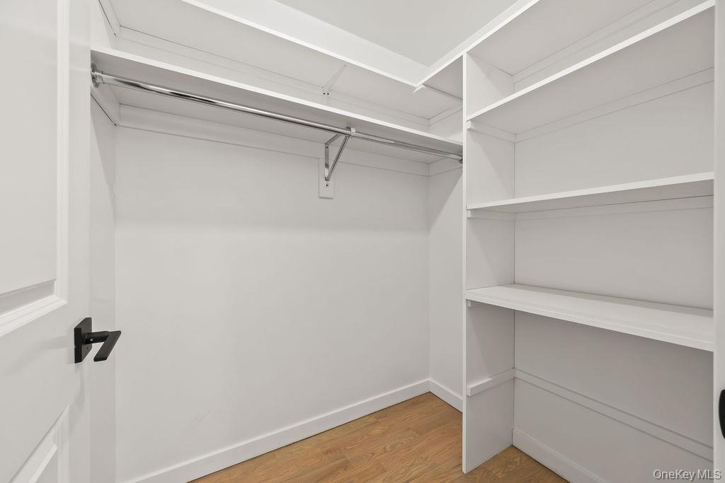 105 N Cole Avenue 213 Property Photo 23