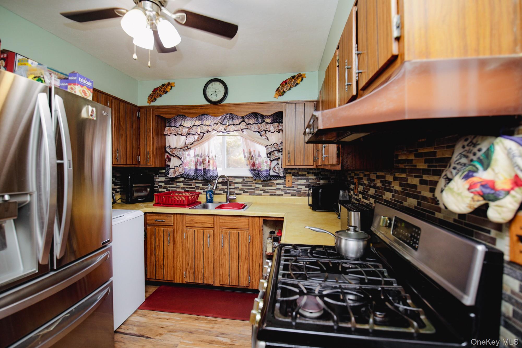 20 Riverview Court Property Photo 13
