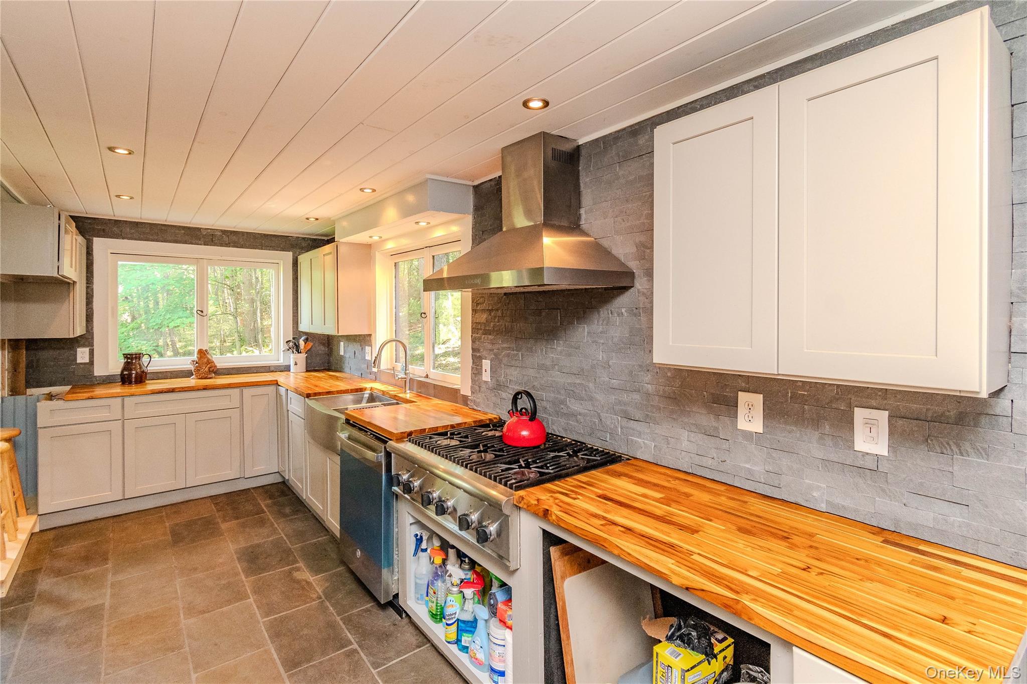 63 Cape Road Property Photo 14