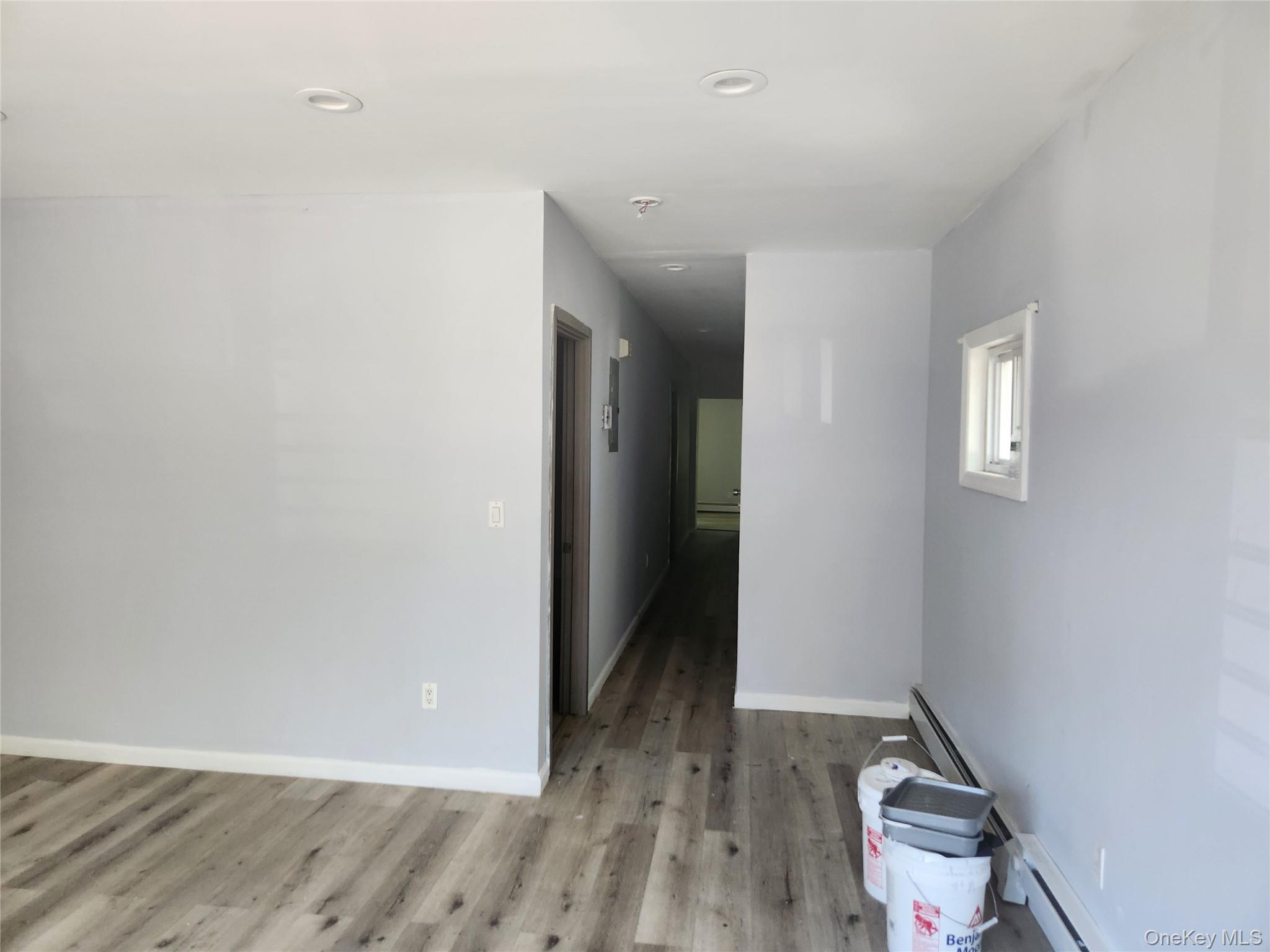 459 S 5th Avenue Property Photo 5