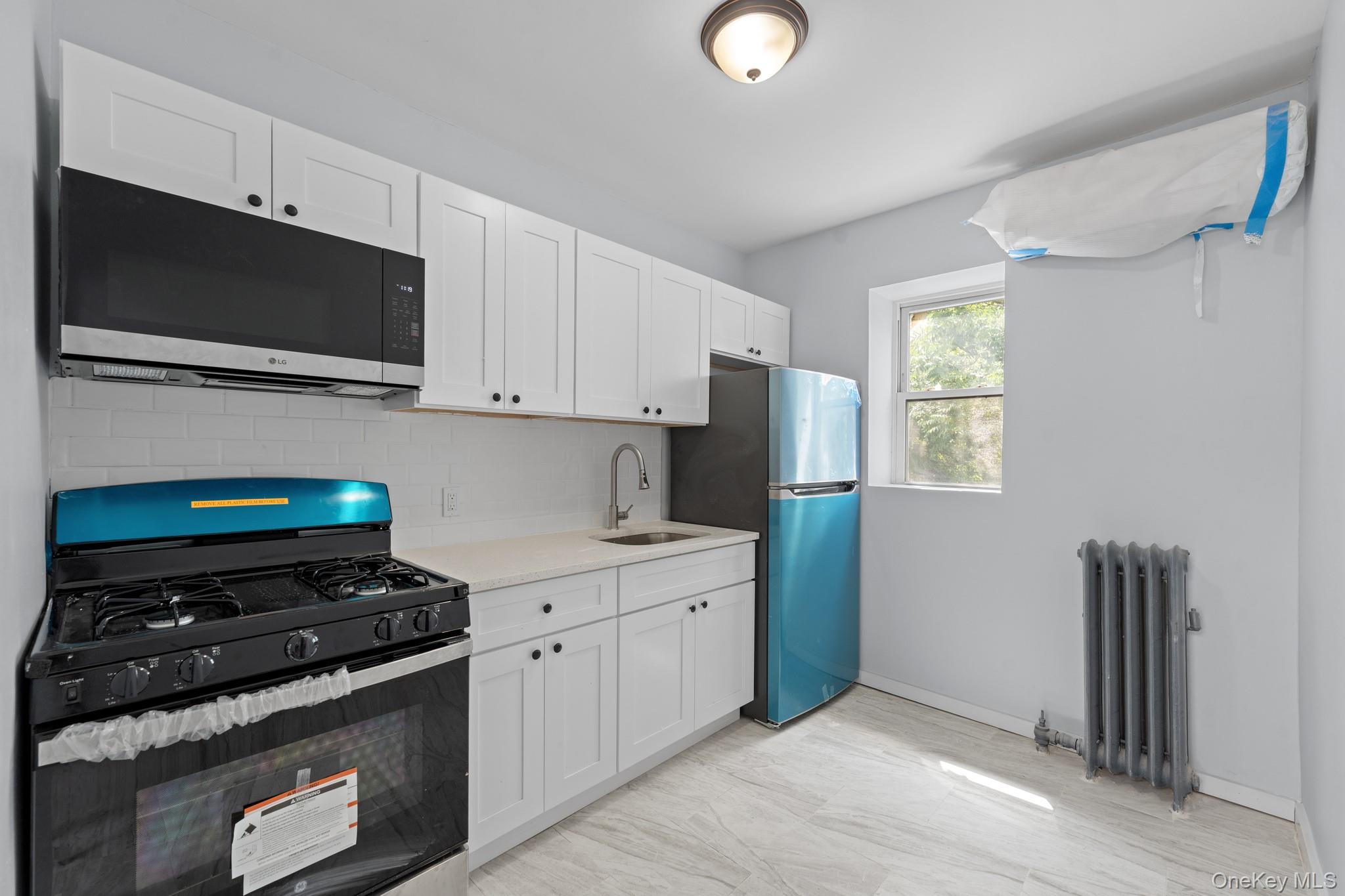 482 Hegeman Avenue Property Photo 1