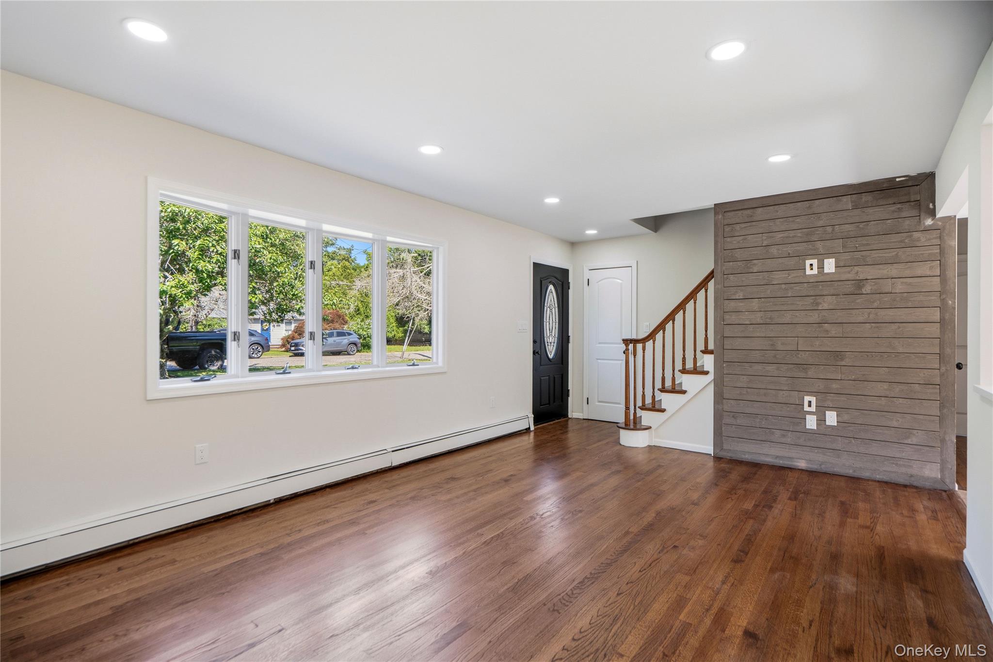 325 Harrison Avenue Property Photo 6